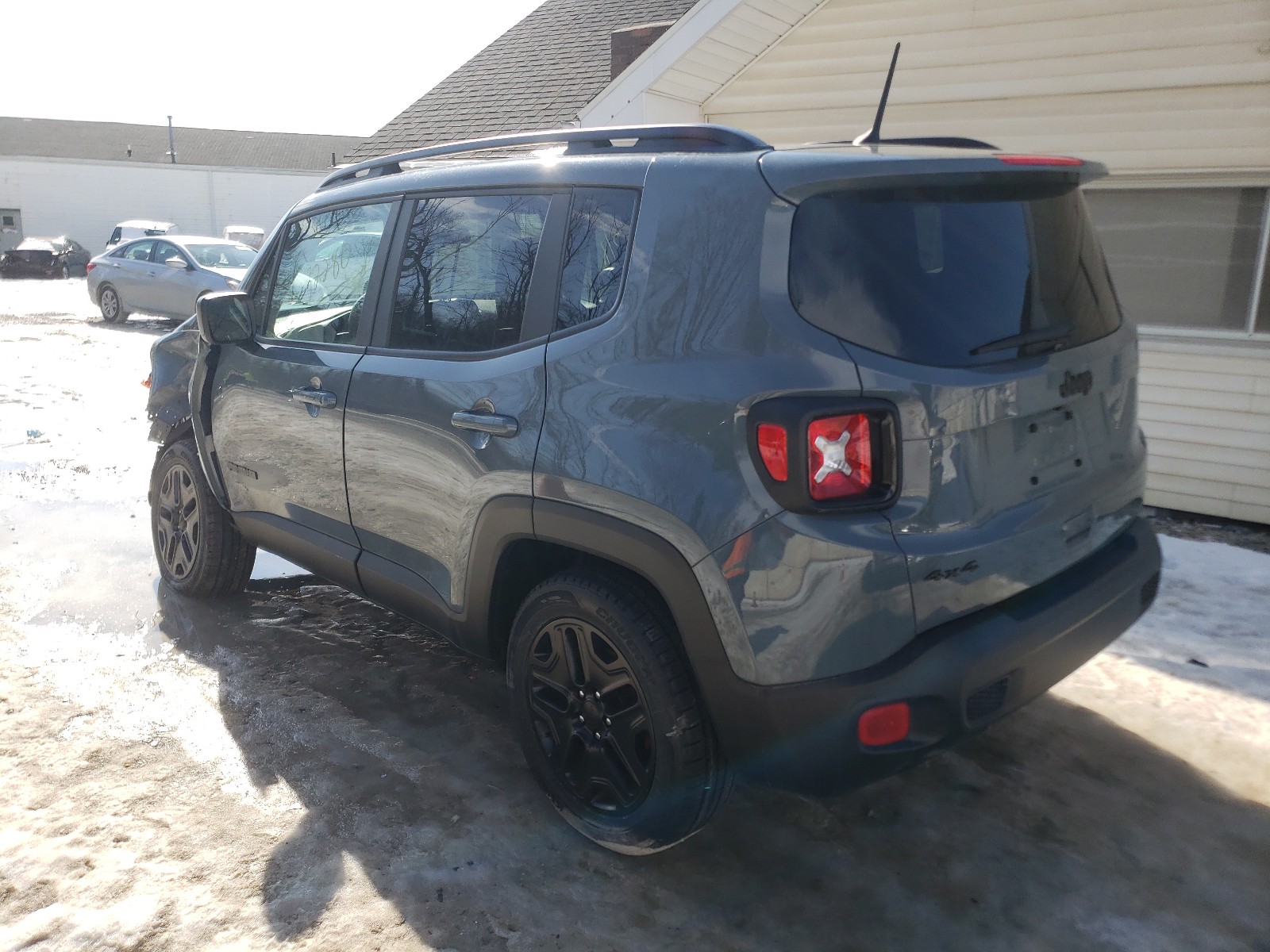 Photo 2 VIN: ZACCJBAB9JPH90531 - JEEP RENEGADE SPORT 