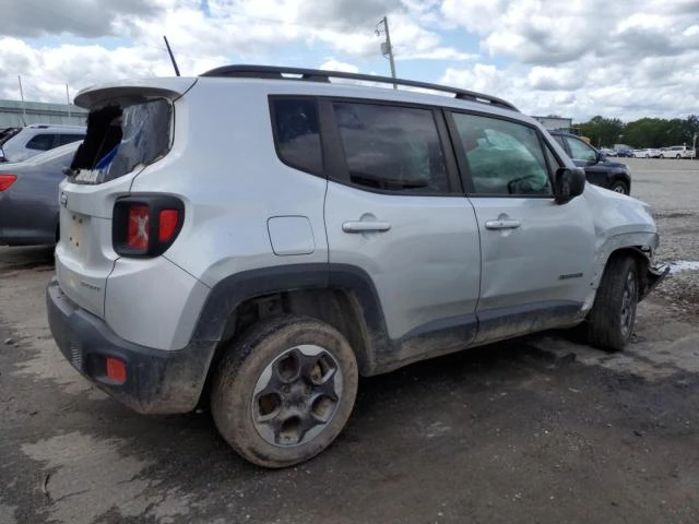 Photo 2 VIN: ZACCJBABXHPG18096 - JEEP RENEGADE S 