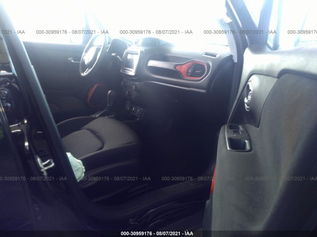 Photo 4 VIN: ZACCJBABXJPH83961 - JEEP RENEGADE 