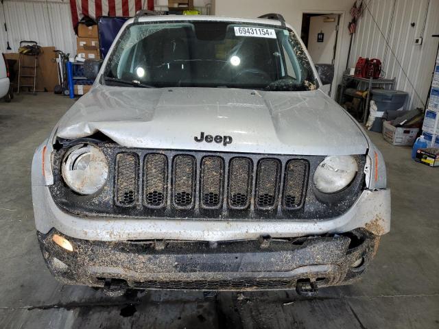 Photo 4 VIN: ZACCJBABXJPH90988 - JEEP RENEGADE S 