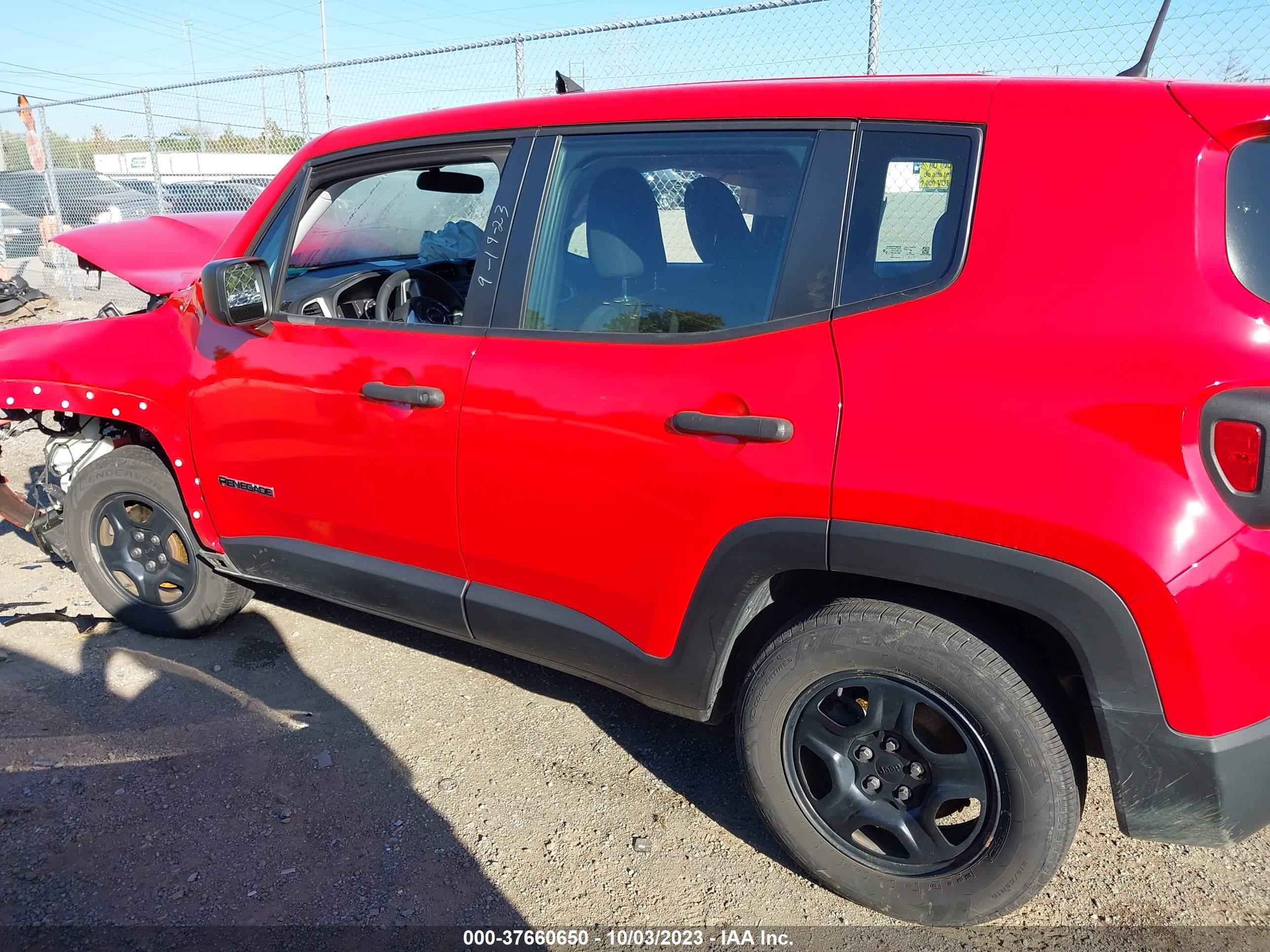 Photo 14 VIN: ZACCJBABXJPJ49949 - JEEP RENEGADE 