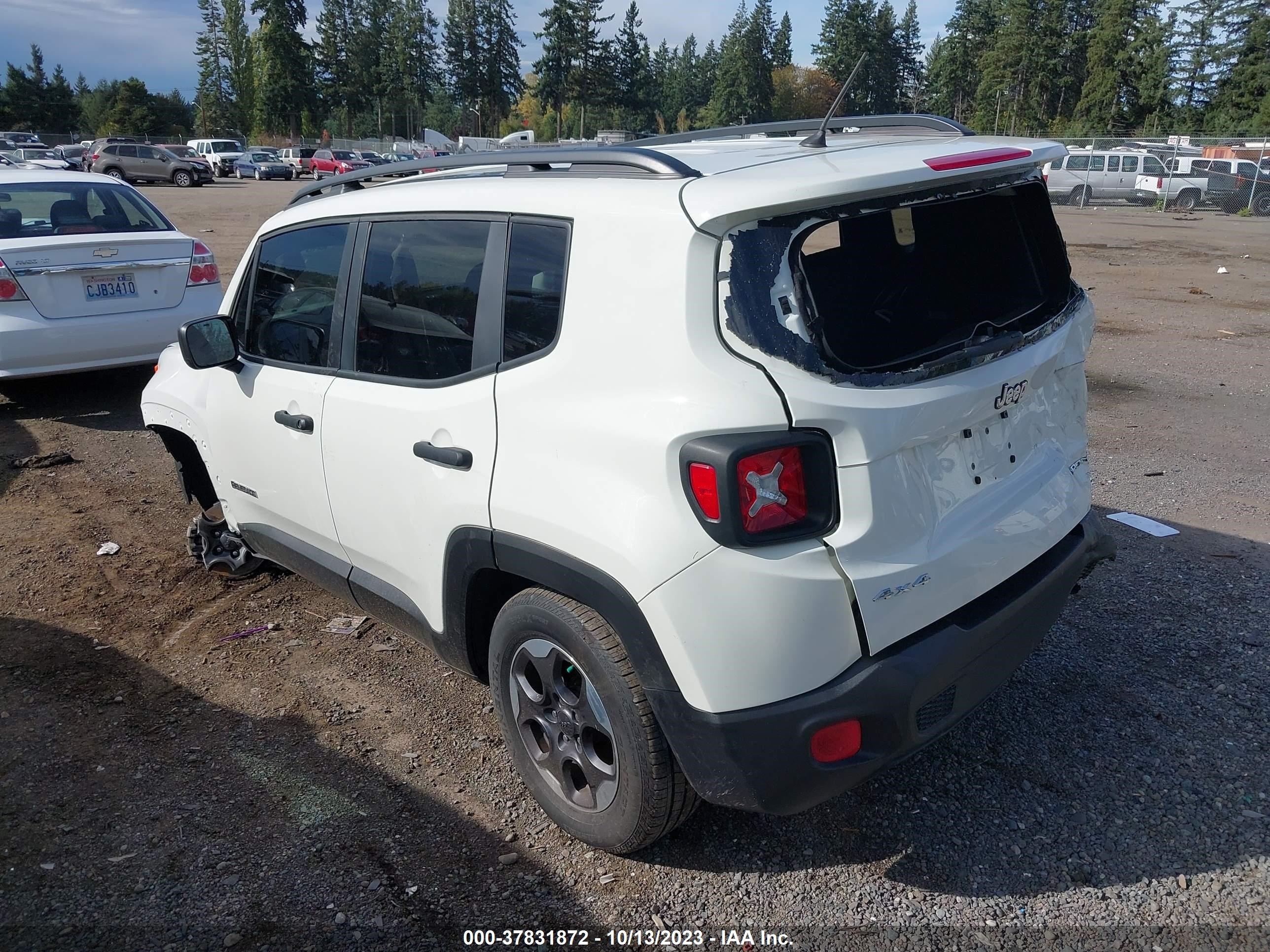 Photo 2 VIN: ZACCJBAH0HPG15034 - JEEP RENEGADE 