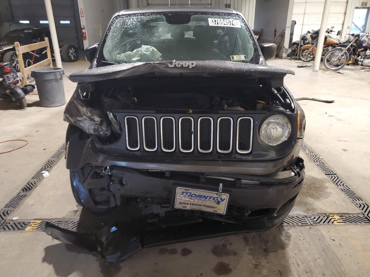 Photo 4 VIN: ZACCJBAT0GPE29674 - JEEP RENEGADE 