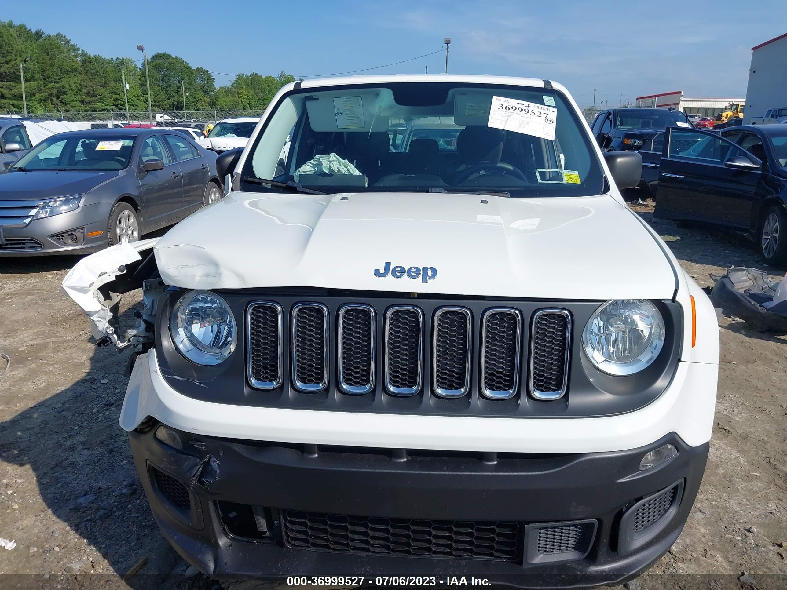 Photo 12 VIN: ZACCJBAT7FPB90185 - JEEP RENEGADE 