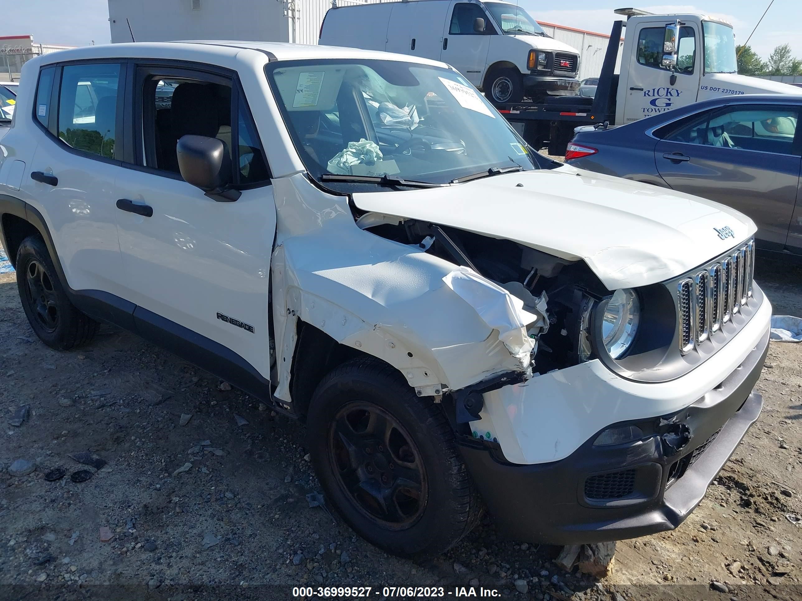 Photo 5 VIN: ZACCJBAT7FPB90185 - JEEP RENEGADE 