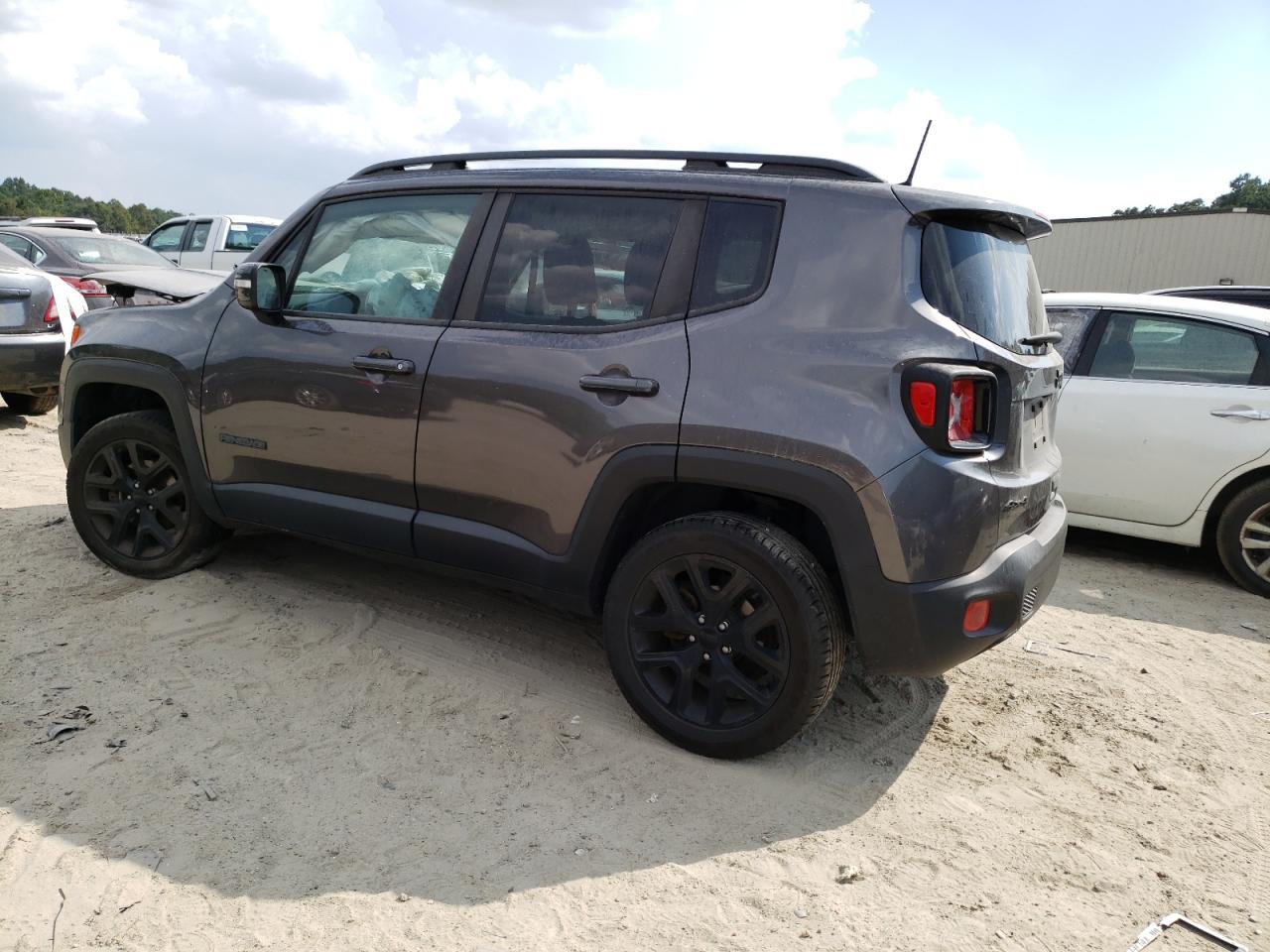 Photo 1 VIN: ZACCJBBB0JPH14209 - JEEP RENEGADE 