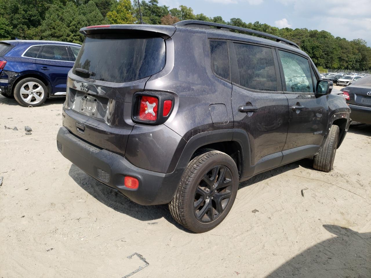 Photo 2 VIN: ZACCJBBB0JPH14209 - JEEP RENEGADE 