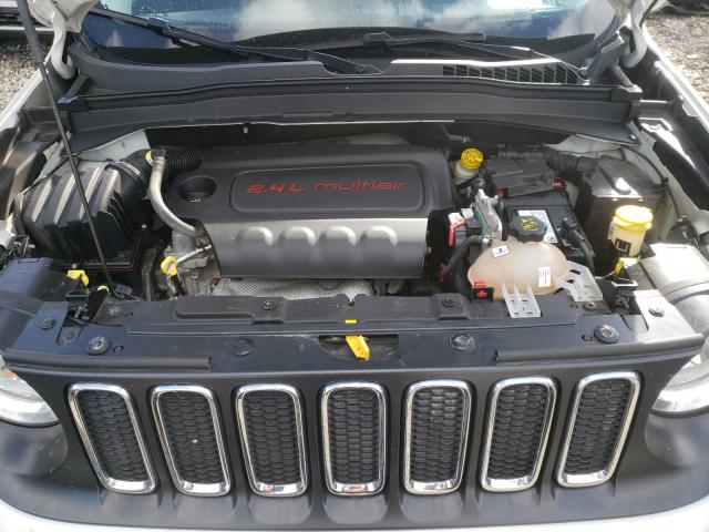 Photo 6 VIN: ZACCJBBB1HPG49591 - JEEP RENEGADE L 