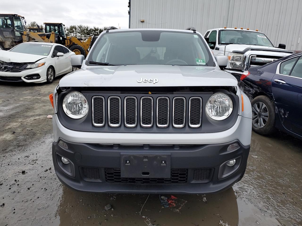 Photo 4 VIN: ZACCJBBB1JPG99610 - JEEP RENEGADE 