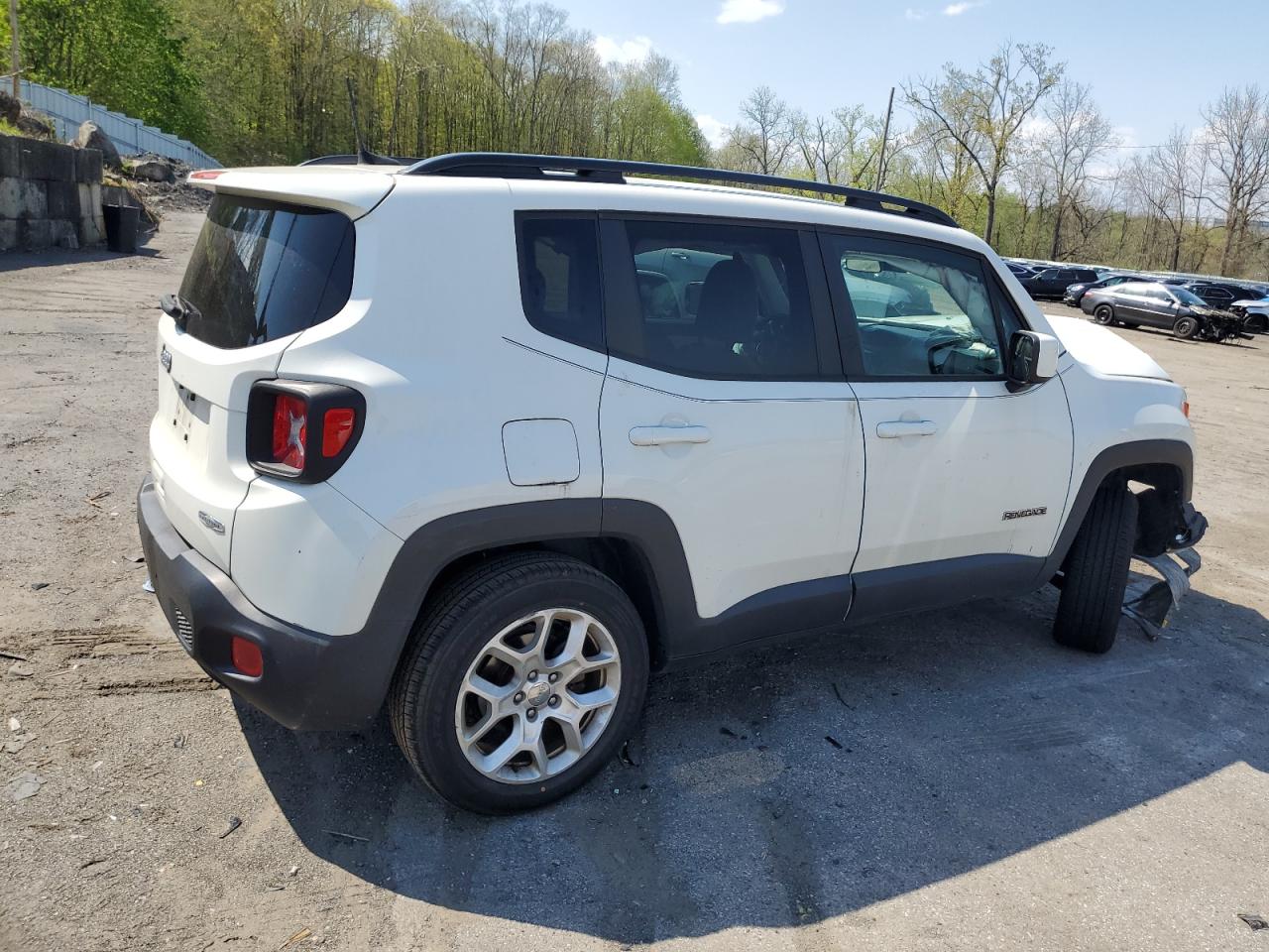 Photo 2 VIN: ZACCJBBB3JPJ26849 - JEEP RENEGADE 