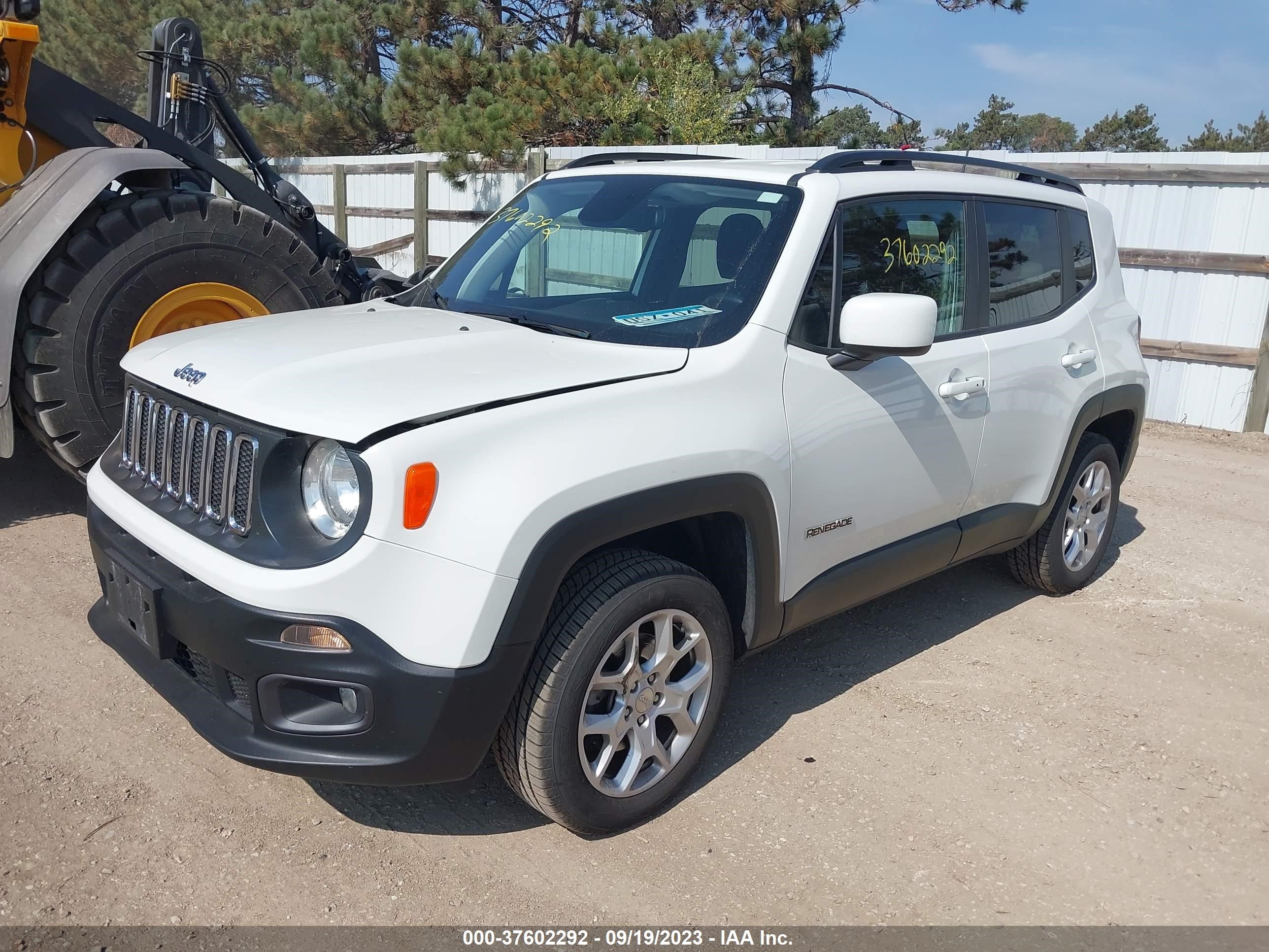 Photo 1 VIN: ZACCJBBB4JPH89771 - JEEP RENEGADE 