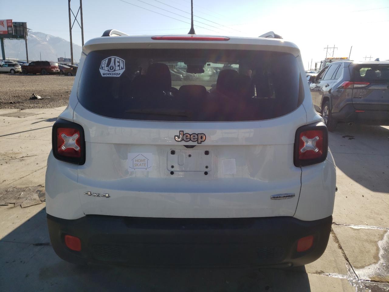 Photo 5 VIN: ZACCJBBB7HPF70300 - JEEP RENEGADE 