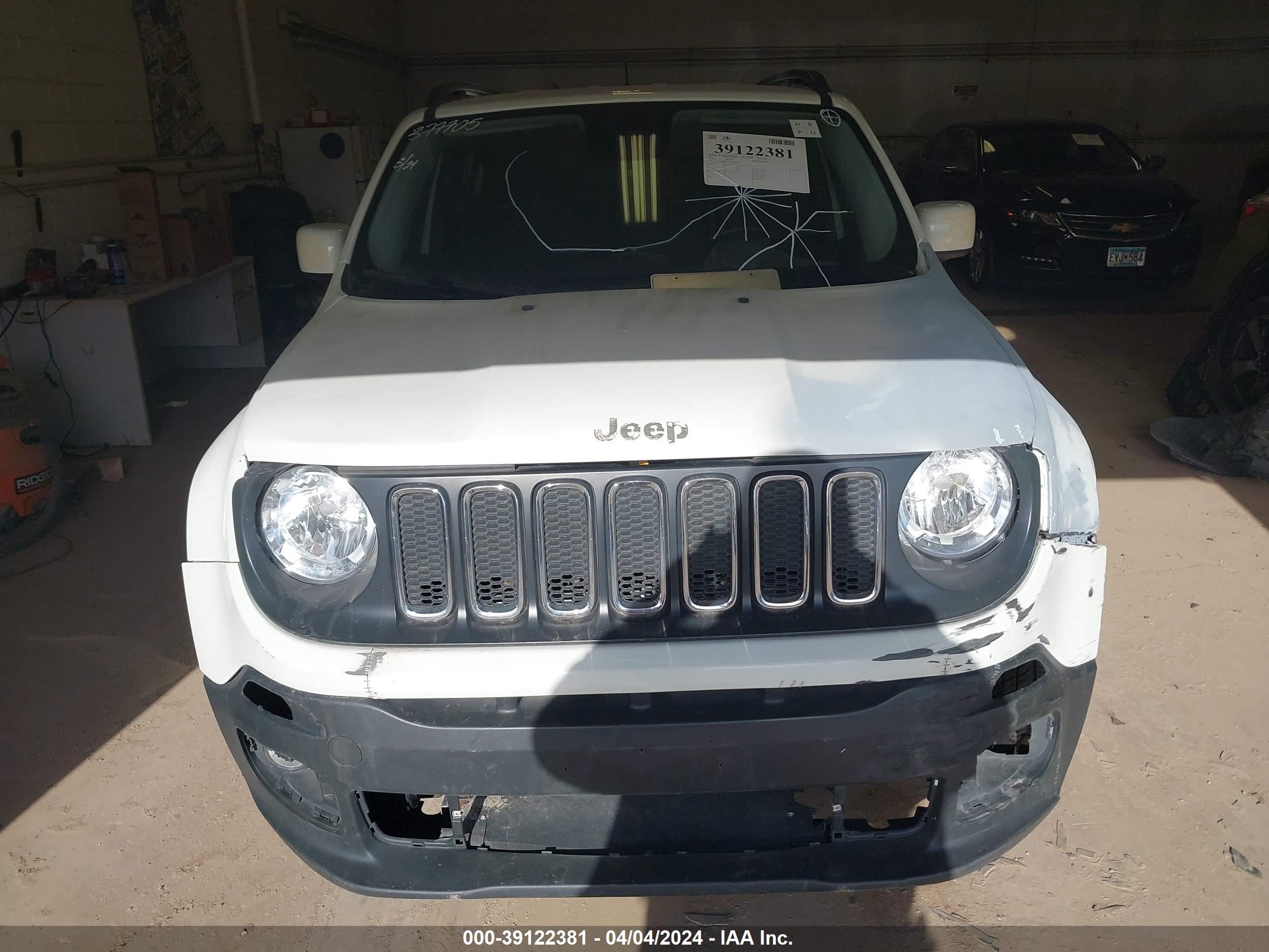 Photo 10 VIN: ZACCJBBB7HPF95052 - JEEP RENEGADE 