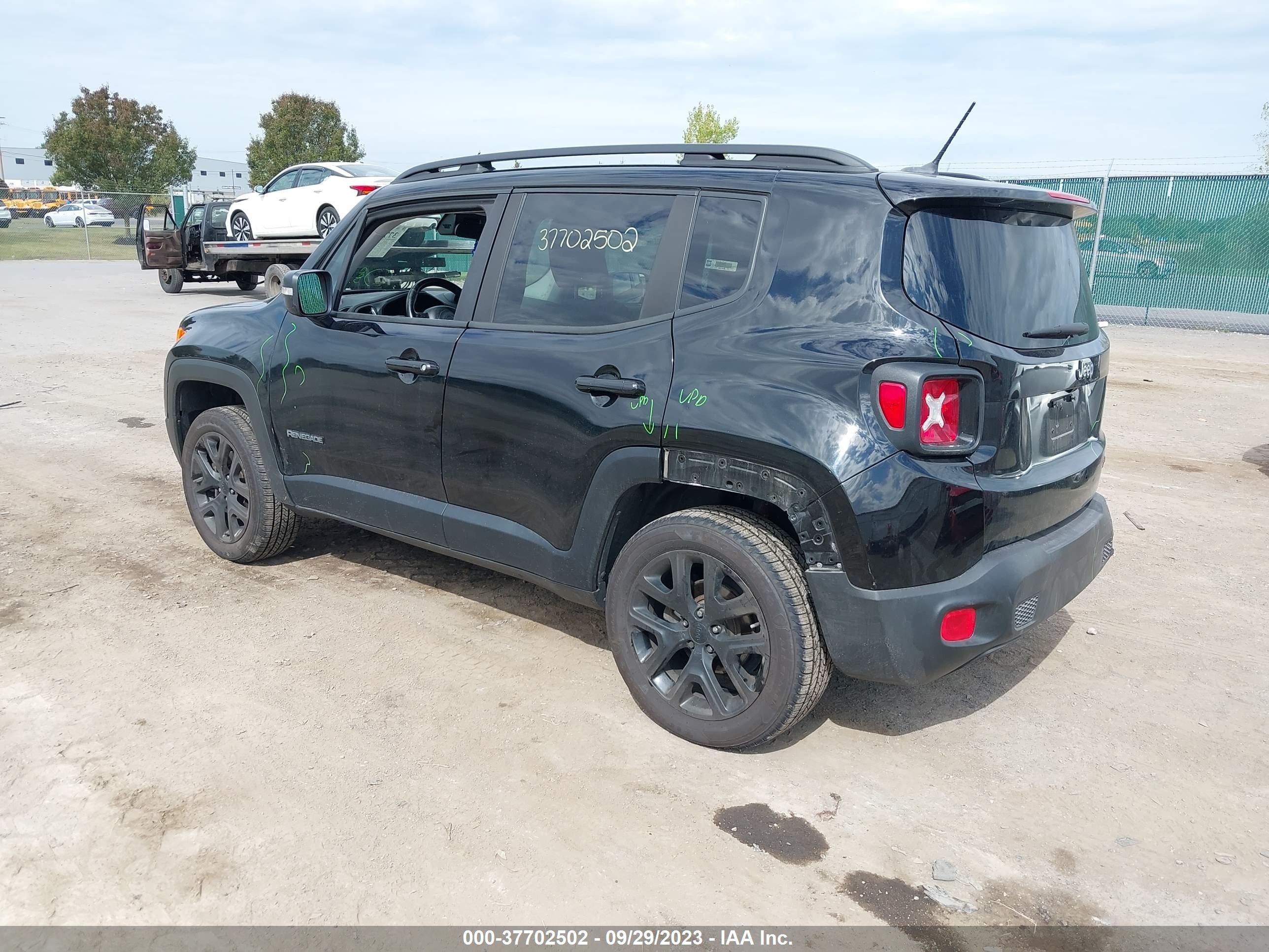 Photo 2 VIN: ZACCJBBB8HPE66964 - JEEP RENEGADE 