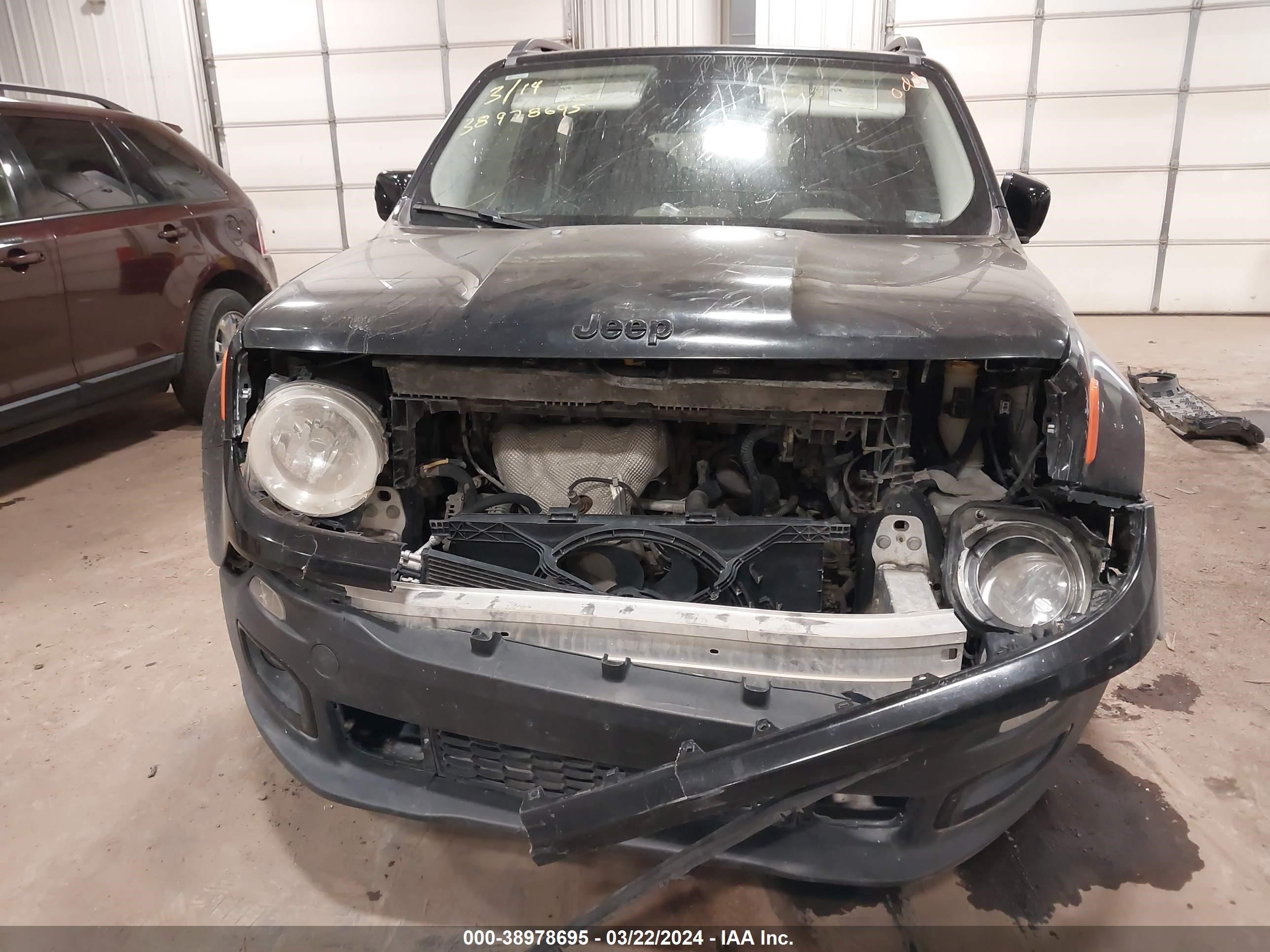 Photo 12 VIN: ZACCJBBB8HPF29075 - JEEP RENEGADE 