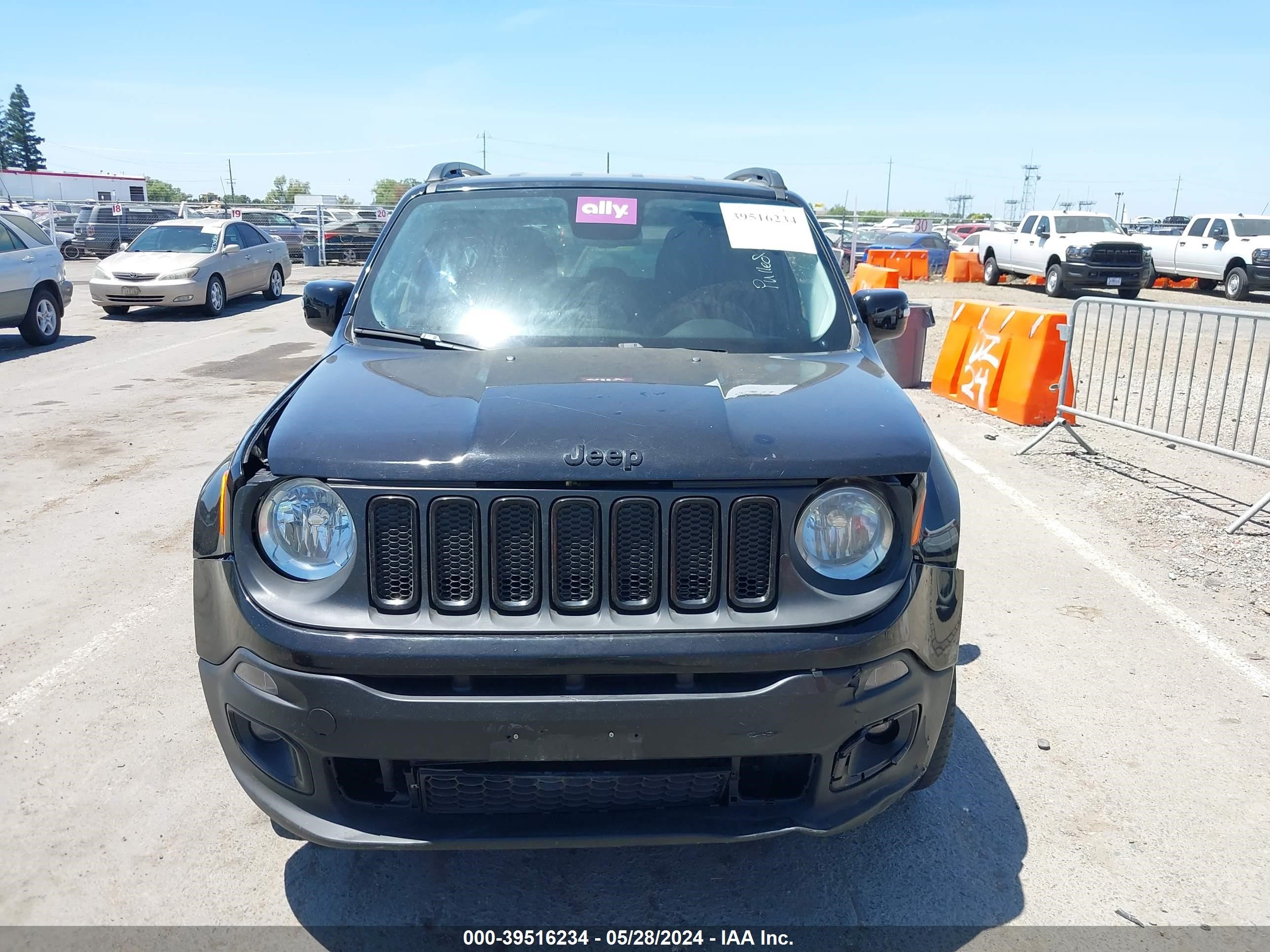 Photo 5 VIN: ZACCJBBB9HPG47510 - JEEP RENEGADE 