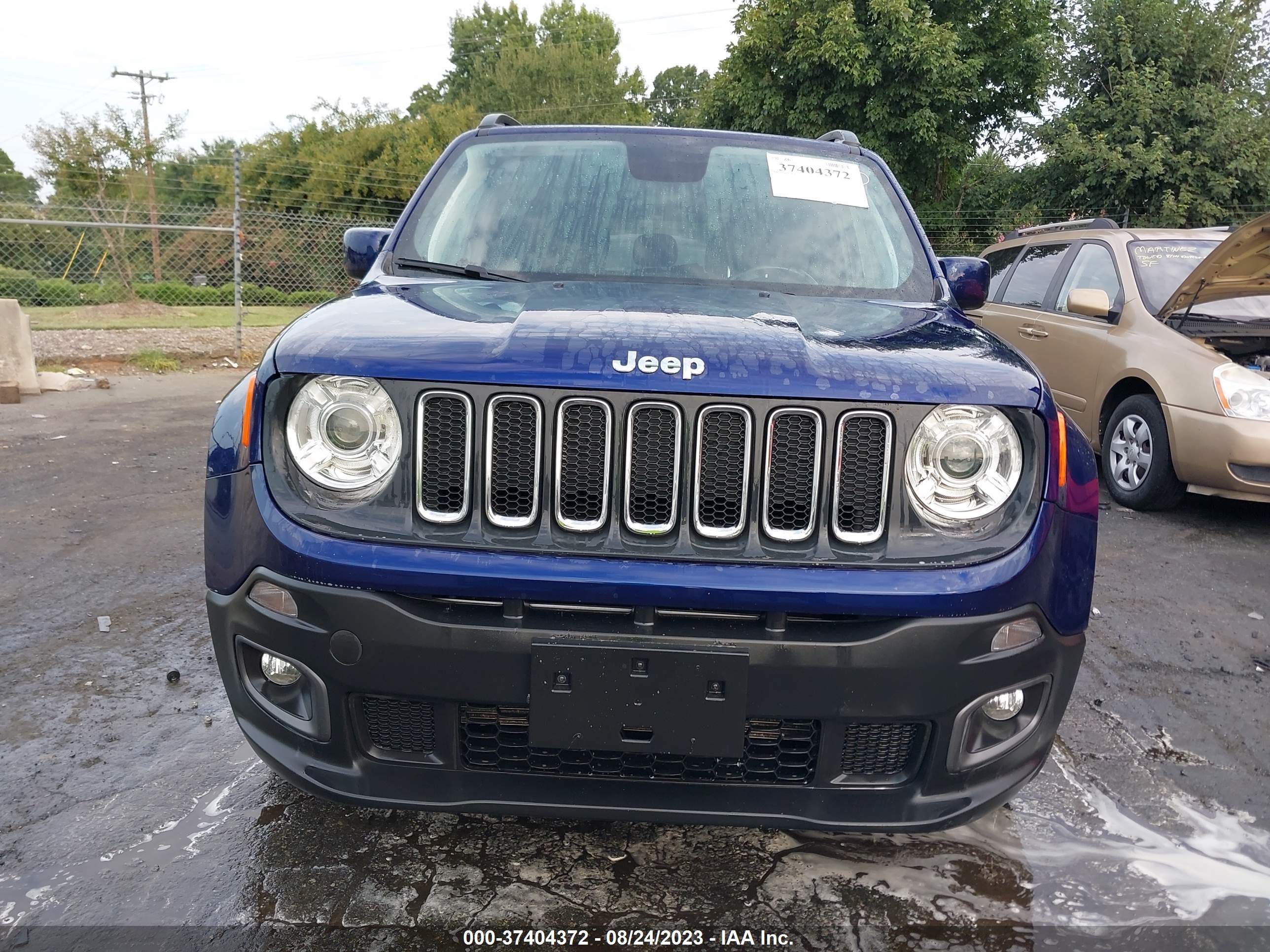 Photo 11 VIN: ZACCJBBBXJPH44575 - JEEP RENEGADE 