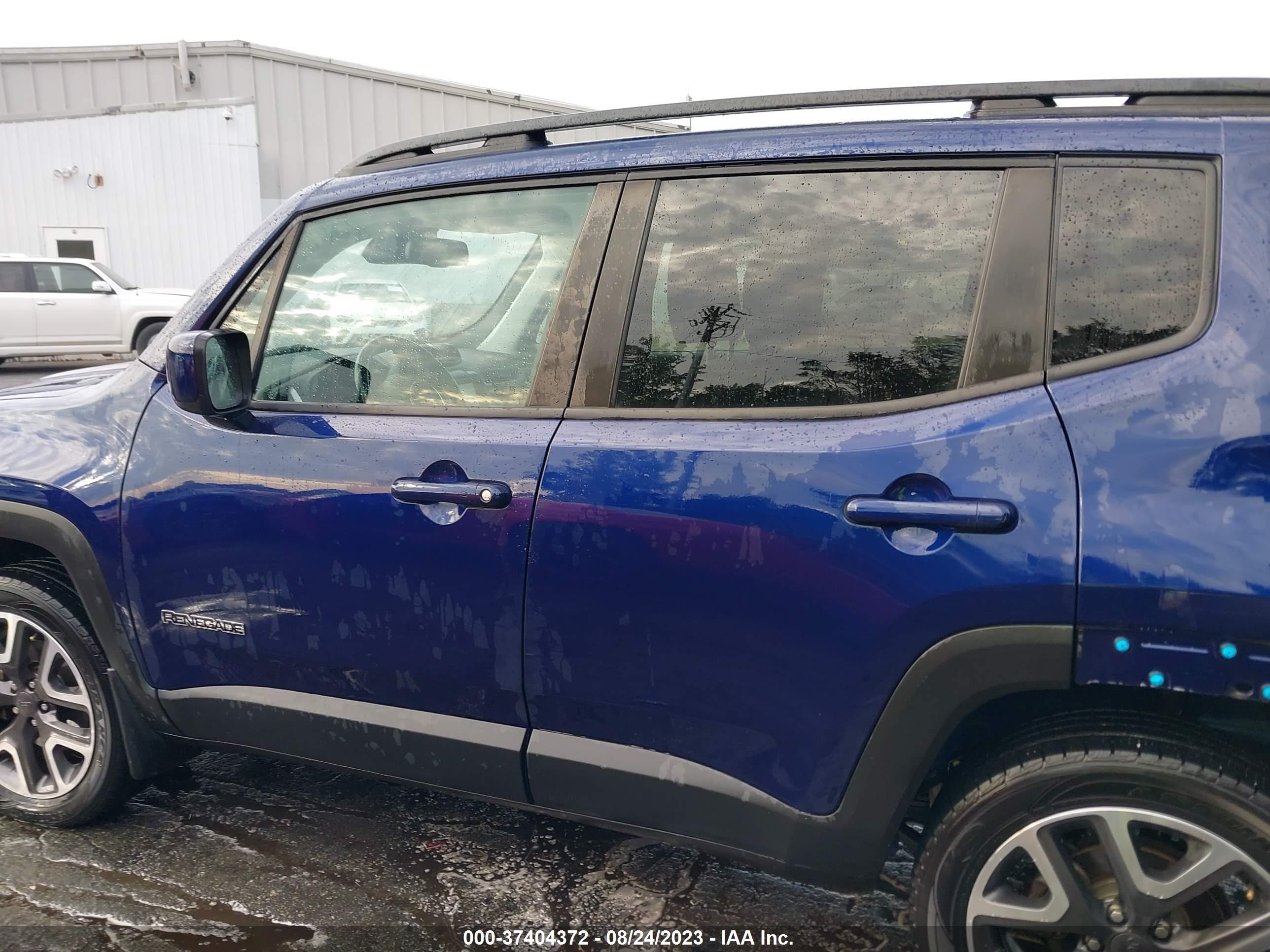 Photo 13 VIN: ZACCJBBBXJPH44575 - JEEP RENEGADE 