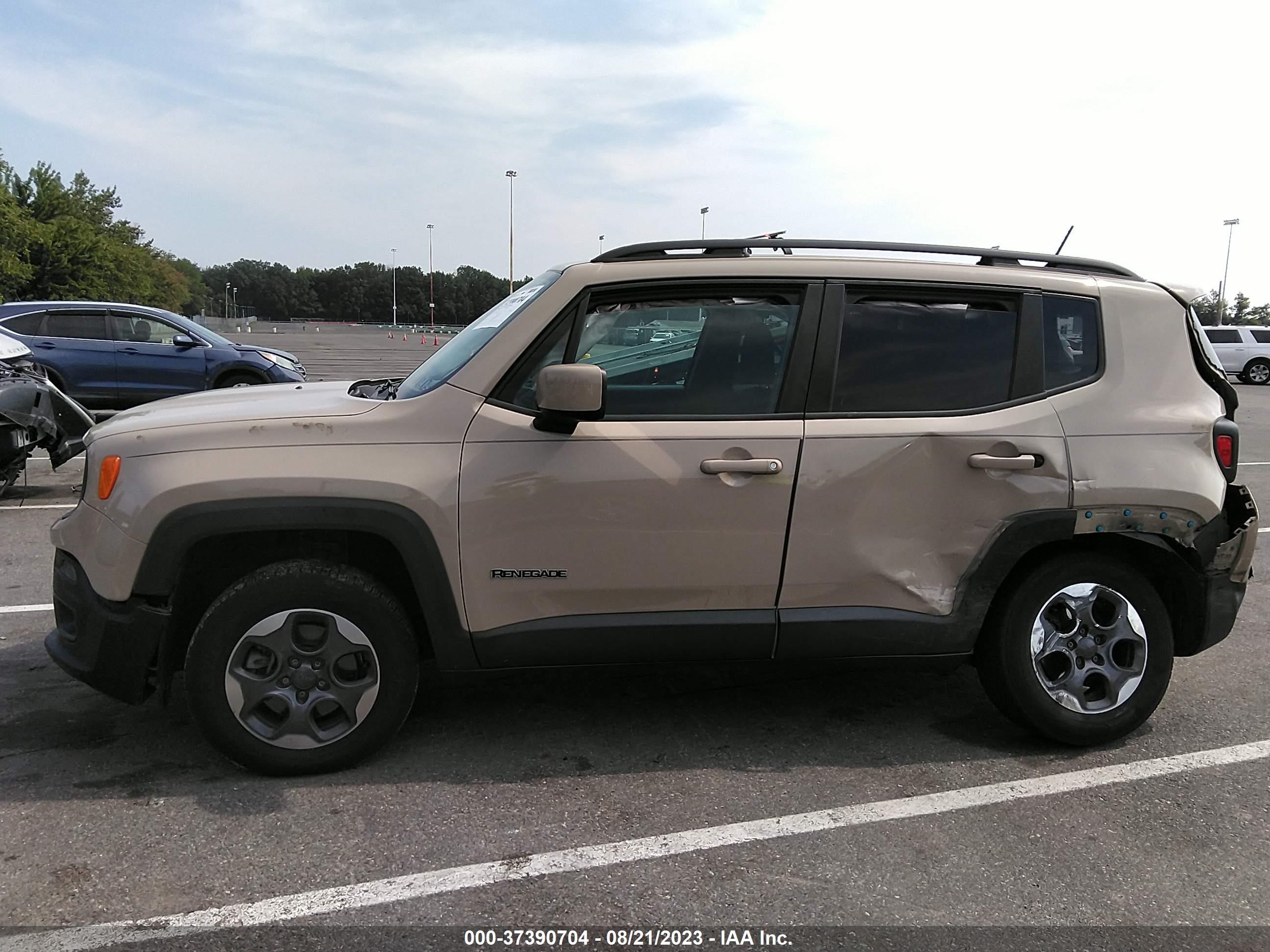 Photo 13 VIN: ZACCJBBH3FPC15965 - JEEP RENEGADE 