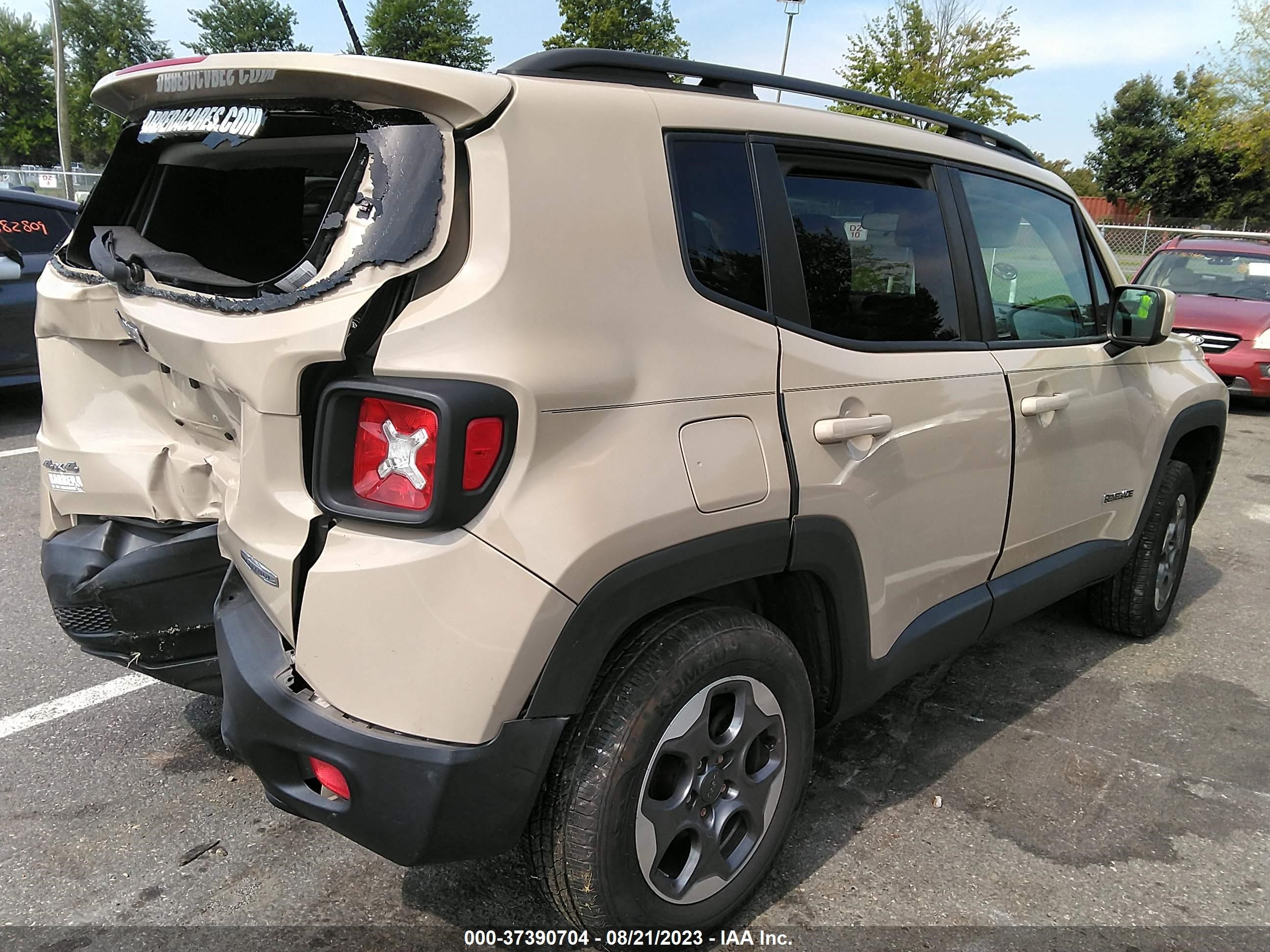 Photo 3 VIN: ZACCJBBH3FPC15965 - JEEP RENEGADE 