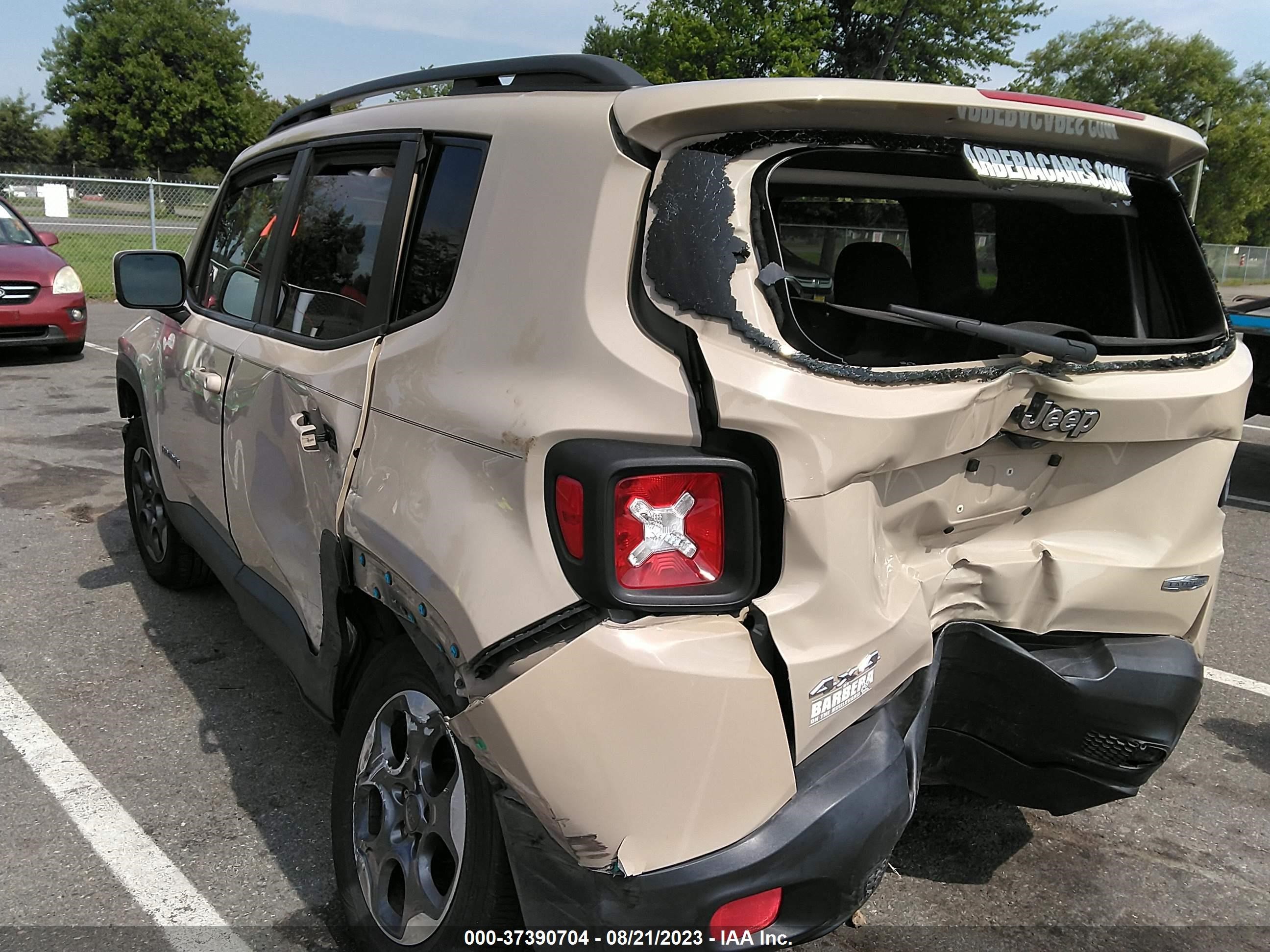 Photo 5 VIN: ZACCJBBH3FPC15965 - JEEP RENEGADE 