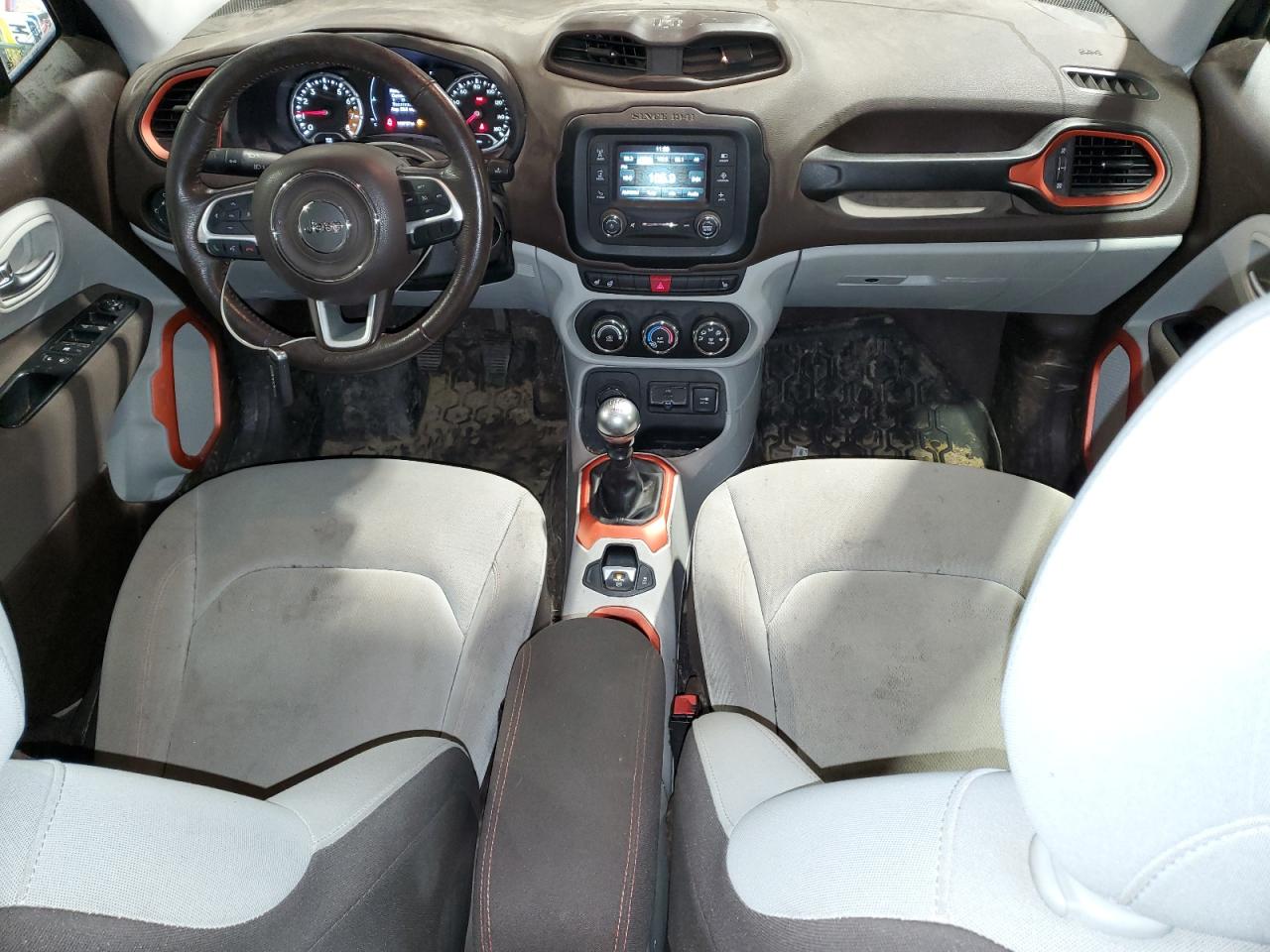 Photo 7 VIN: ZACCJBBH3HPF32146 - JEEP RENEGADE 