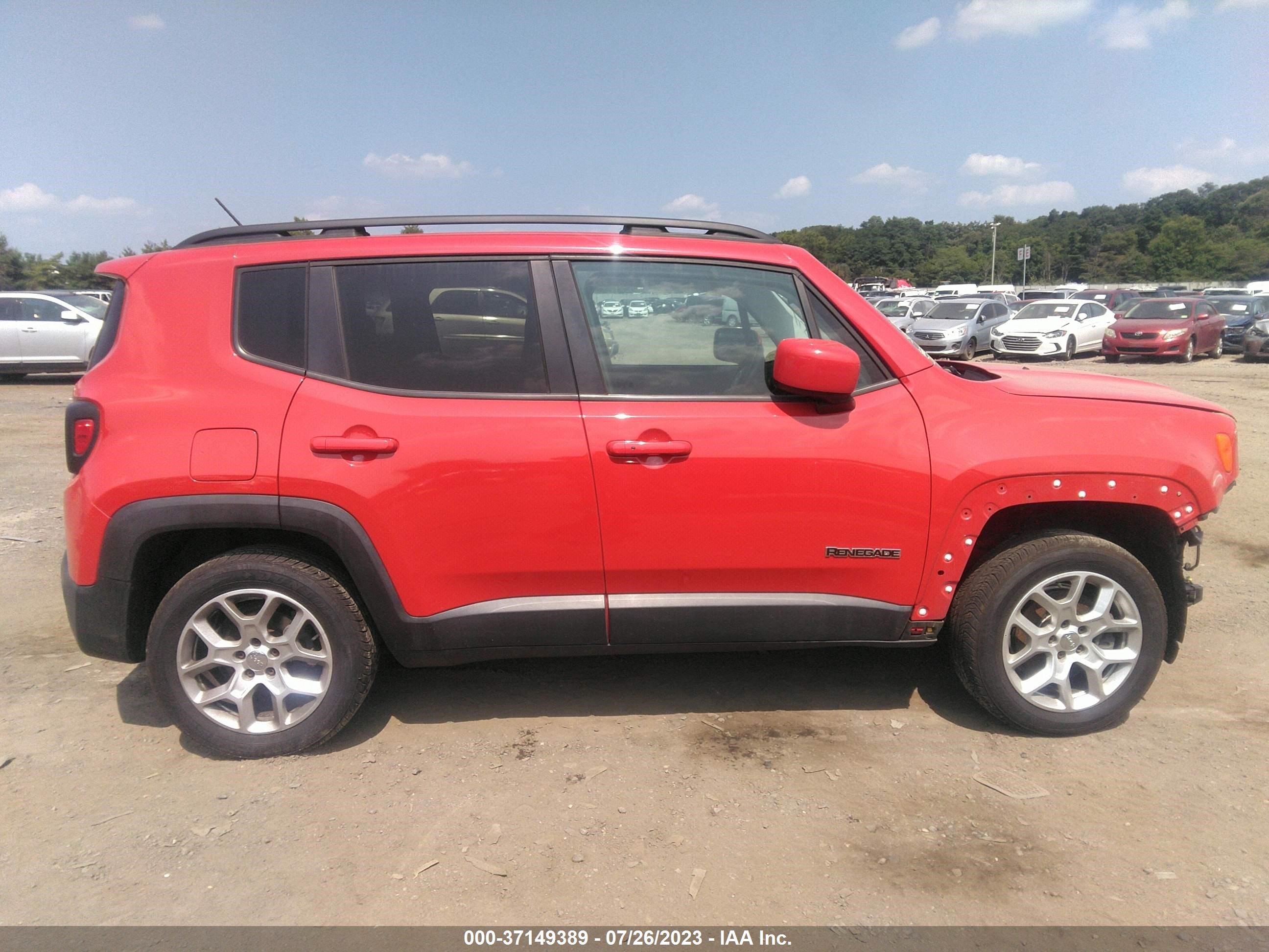 Photo 12 VIN: ZACCJBBT0FPB59415 - JEEP RENEGADE 