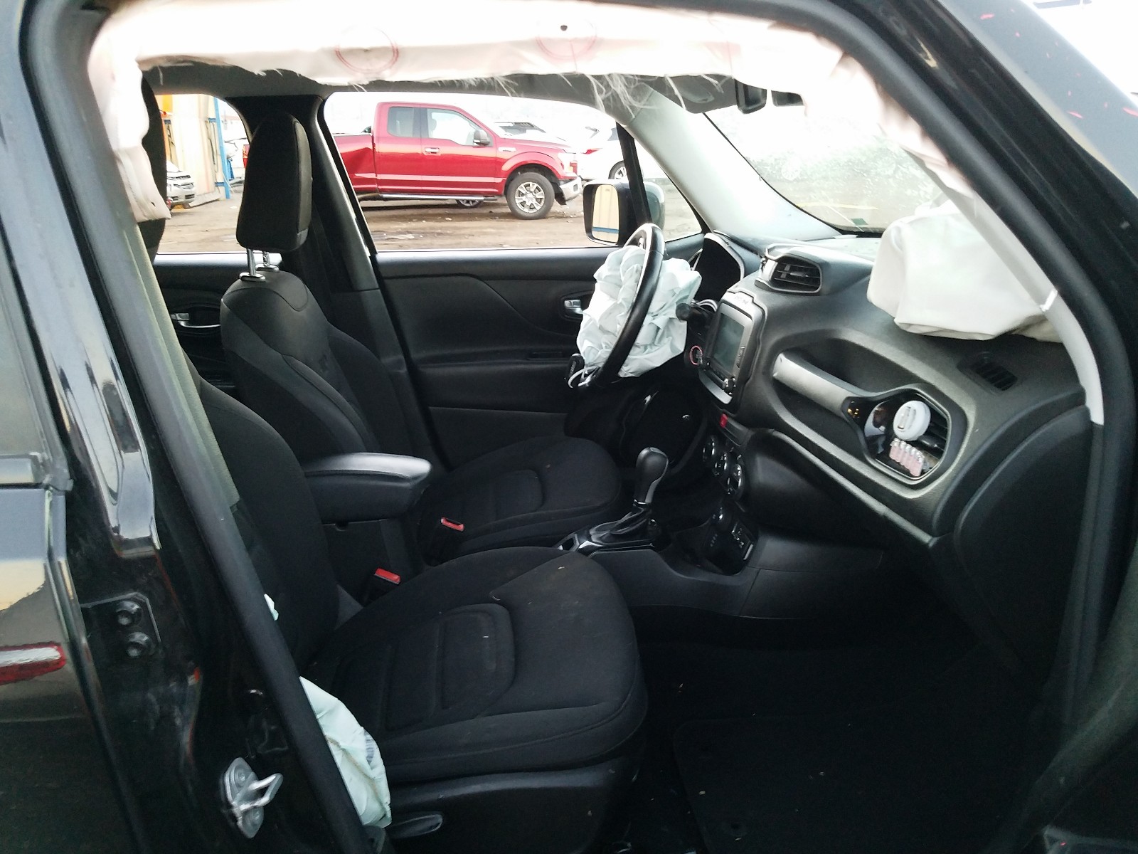 Photo 4 VIN: ZACCJBBT0GPD74996 - JEEP RENEGADE L 