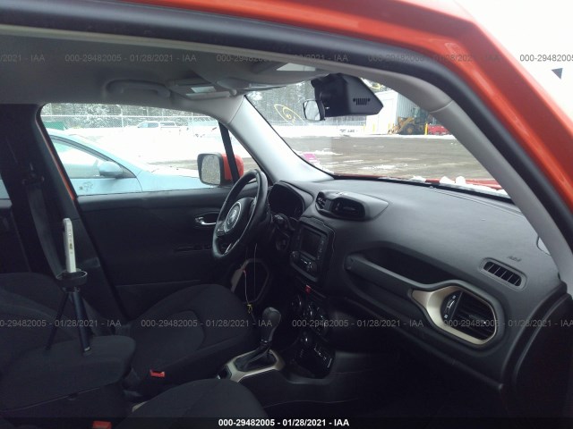 Photo 4 VIN: ZACCJBBT3FPB30757 - JEEP RENEGADE 