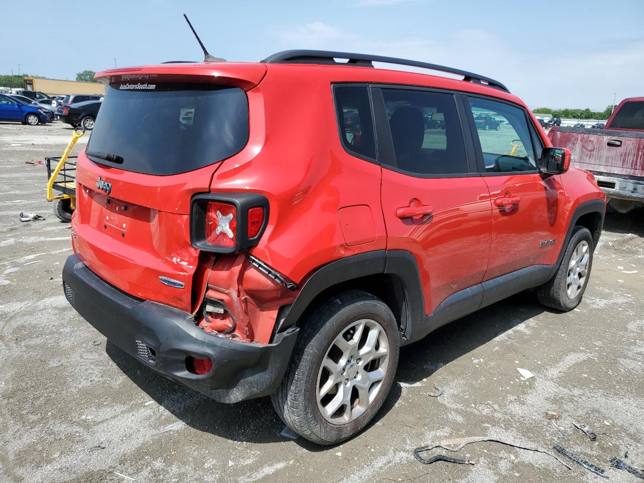 Photo 2 VIN: ZACCJBBT3GPD15912 - JEEP RENEGADE 