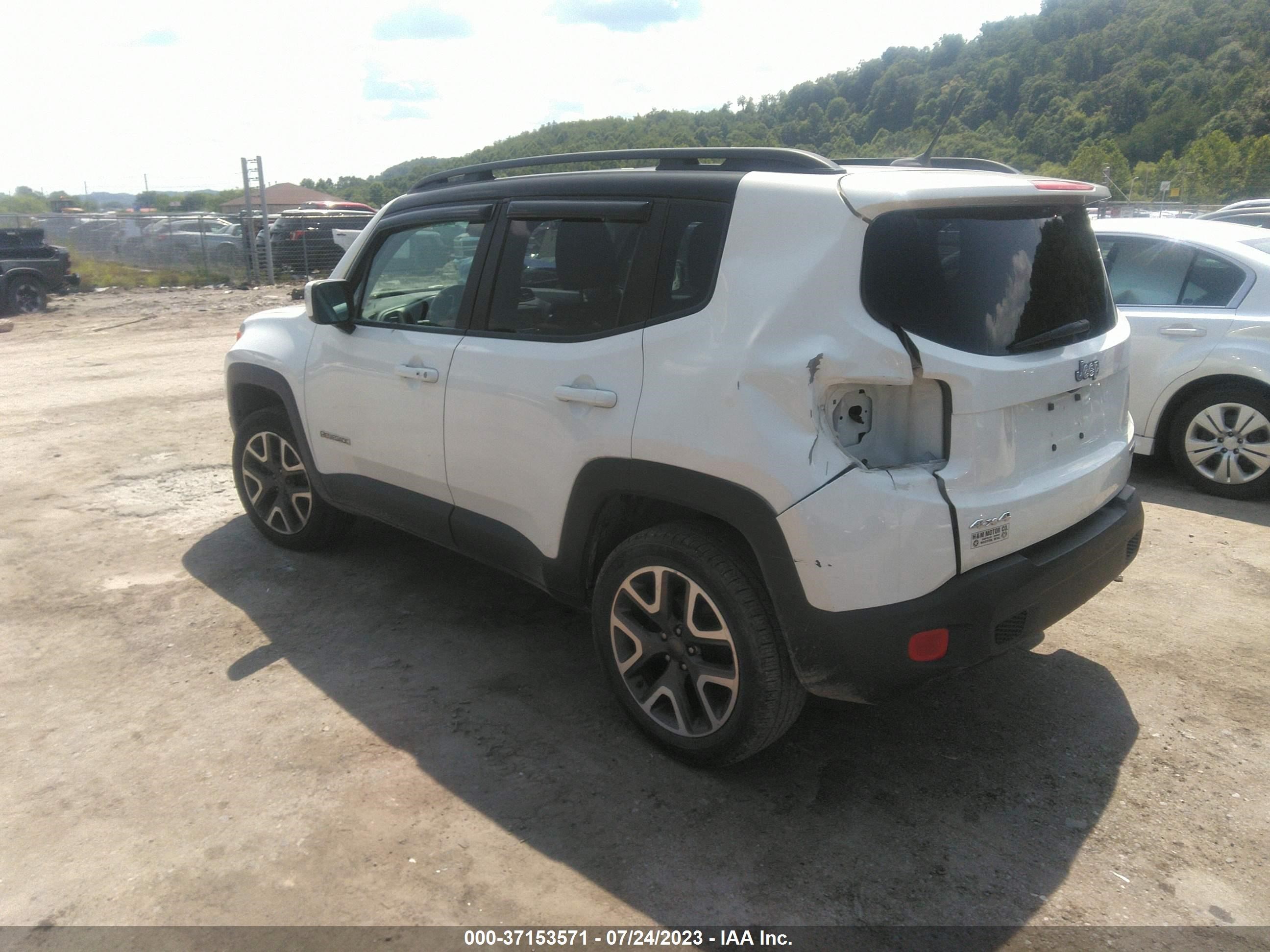 Photo 2 VIN: ZACCJBBT5GPC56944 - JEEP RENEGADE 