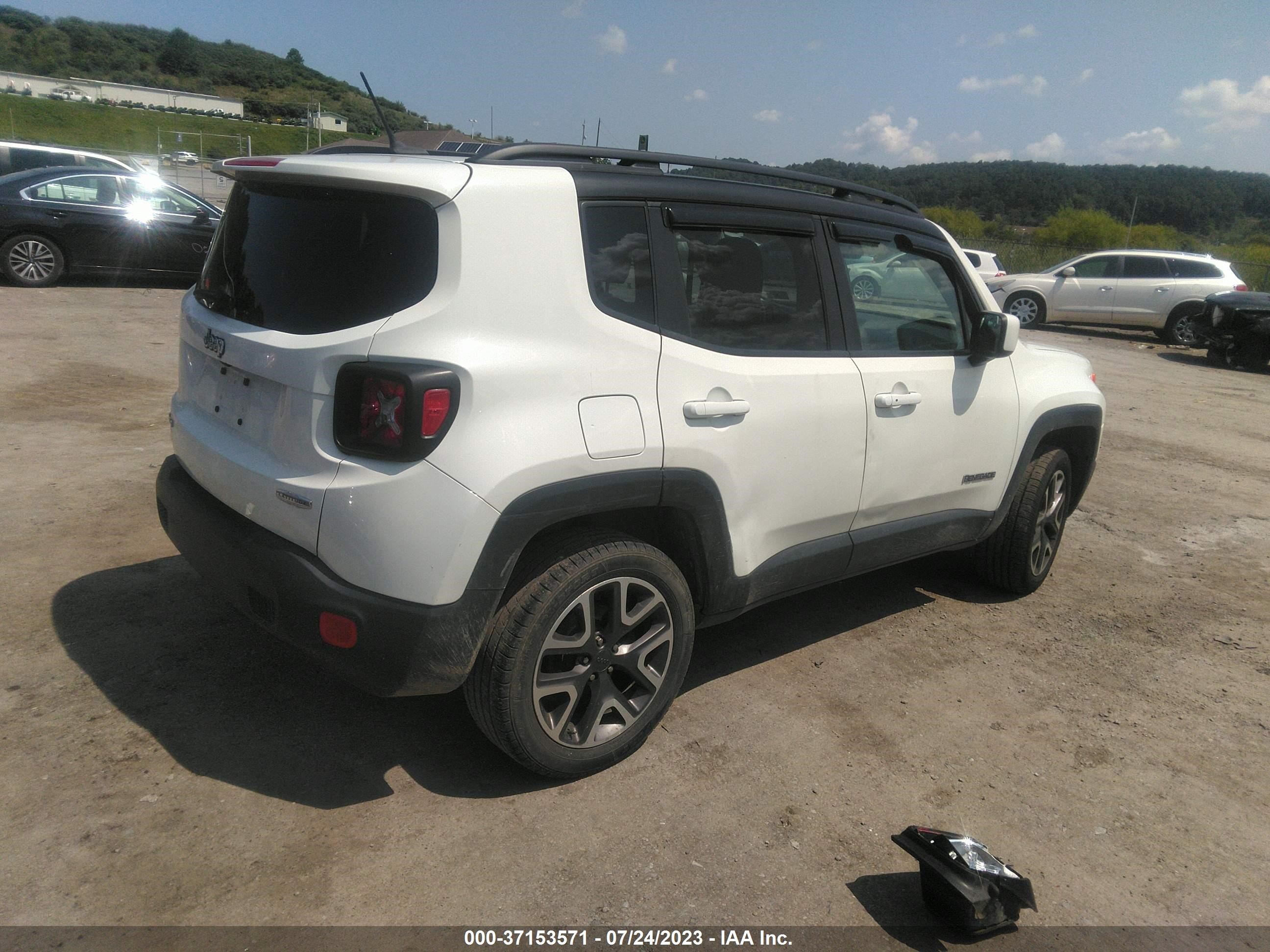 Photo 3 VIN: ZACCJBBT5GPC56944 - JEEP RENEGADE 