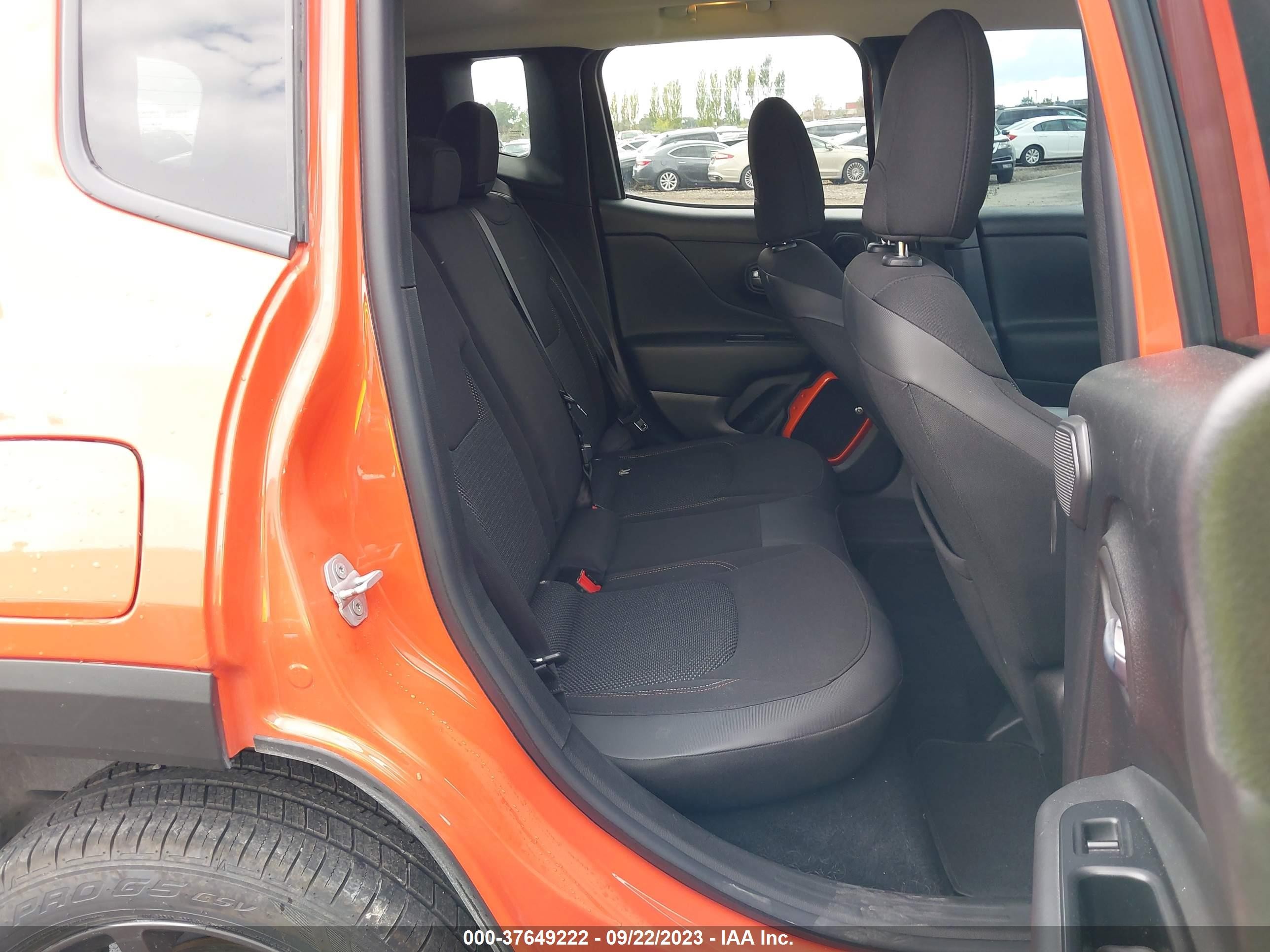 Photo 7 VIN: ZACCJBBT5GPD22313 - JEEP RENEGADE 