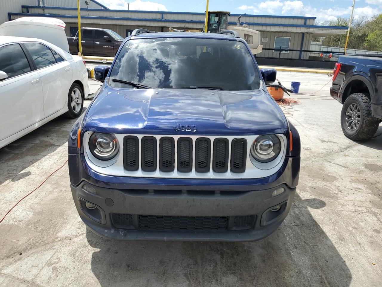 Photo 4 VIN: ZACCJBBT7GPD38402 - JEEP RENEGADE 