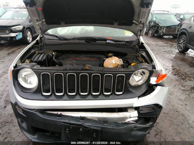 Photo 9 VIN: ZACCJBBT7GPD99944 - JEEP RENEGADE 