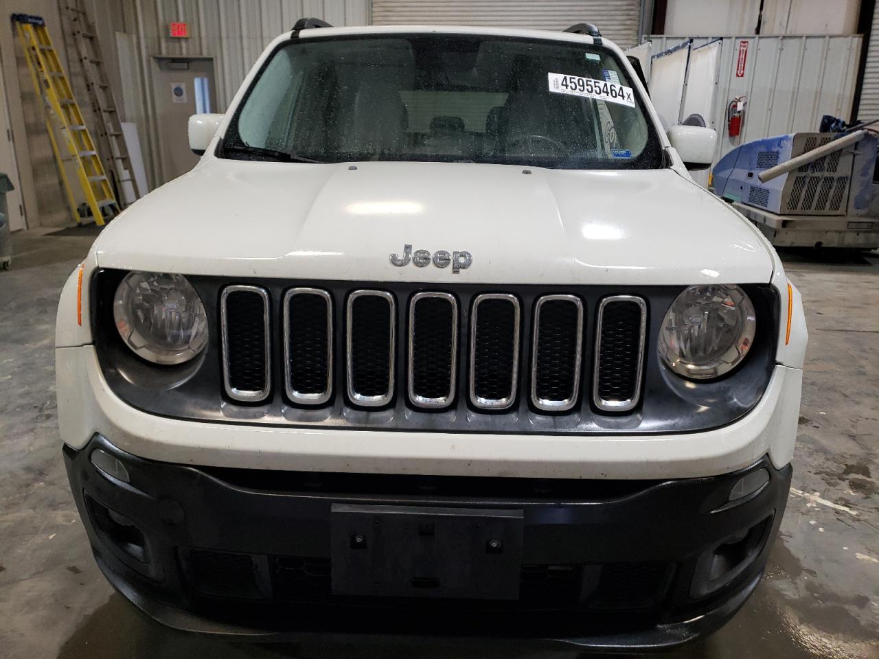 Photo 4 VIN: ZACCJBBTXFPB40928 - JEEP RENEGADE 