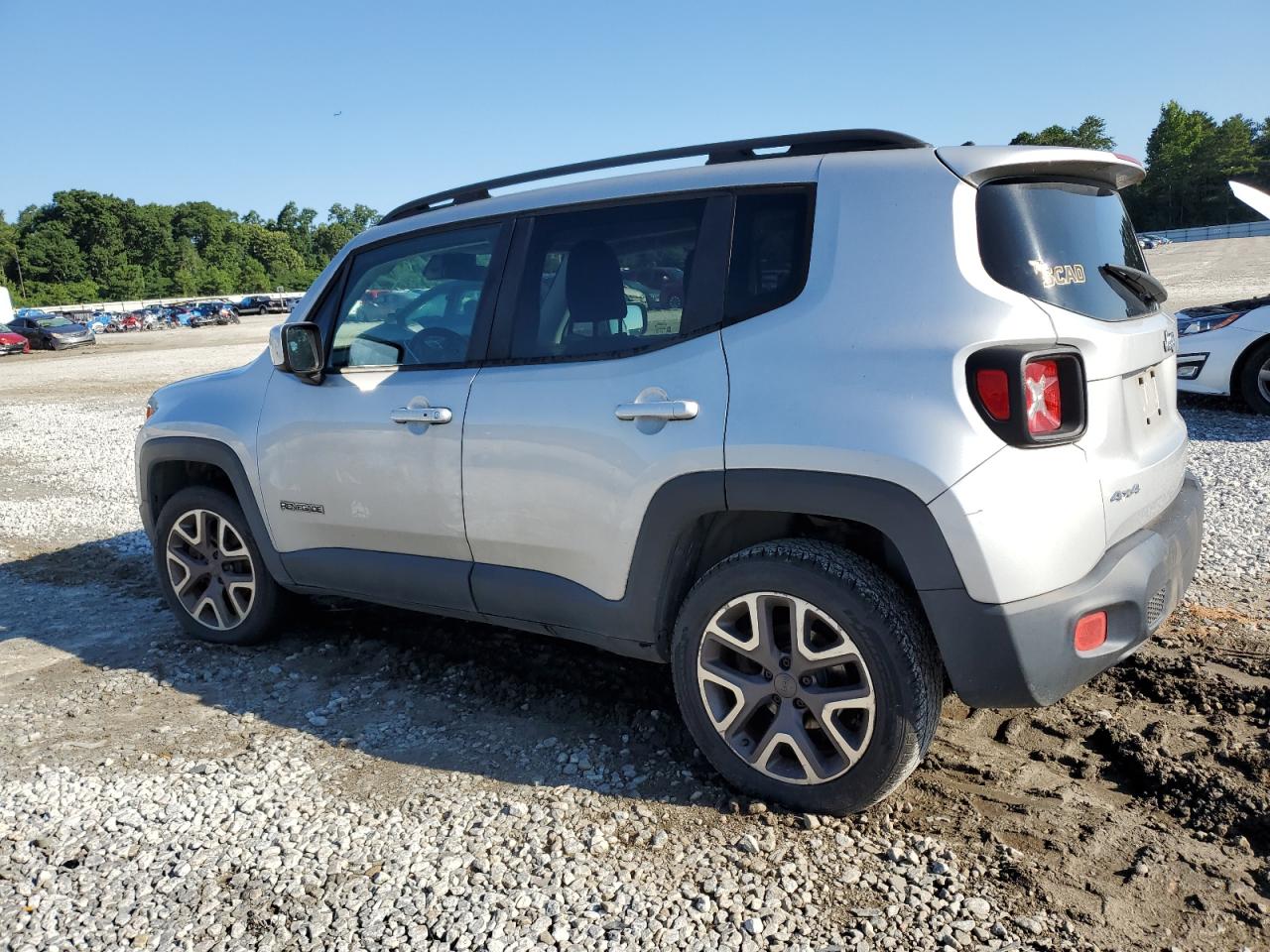 Photo 1 VIN: ZACCJBBTXFPB99865 - JEEP RENEGADE 