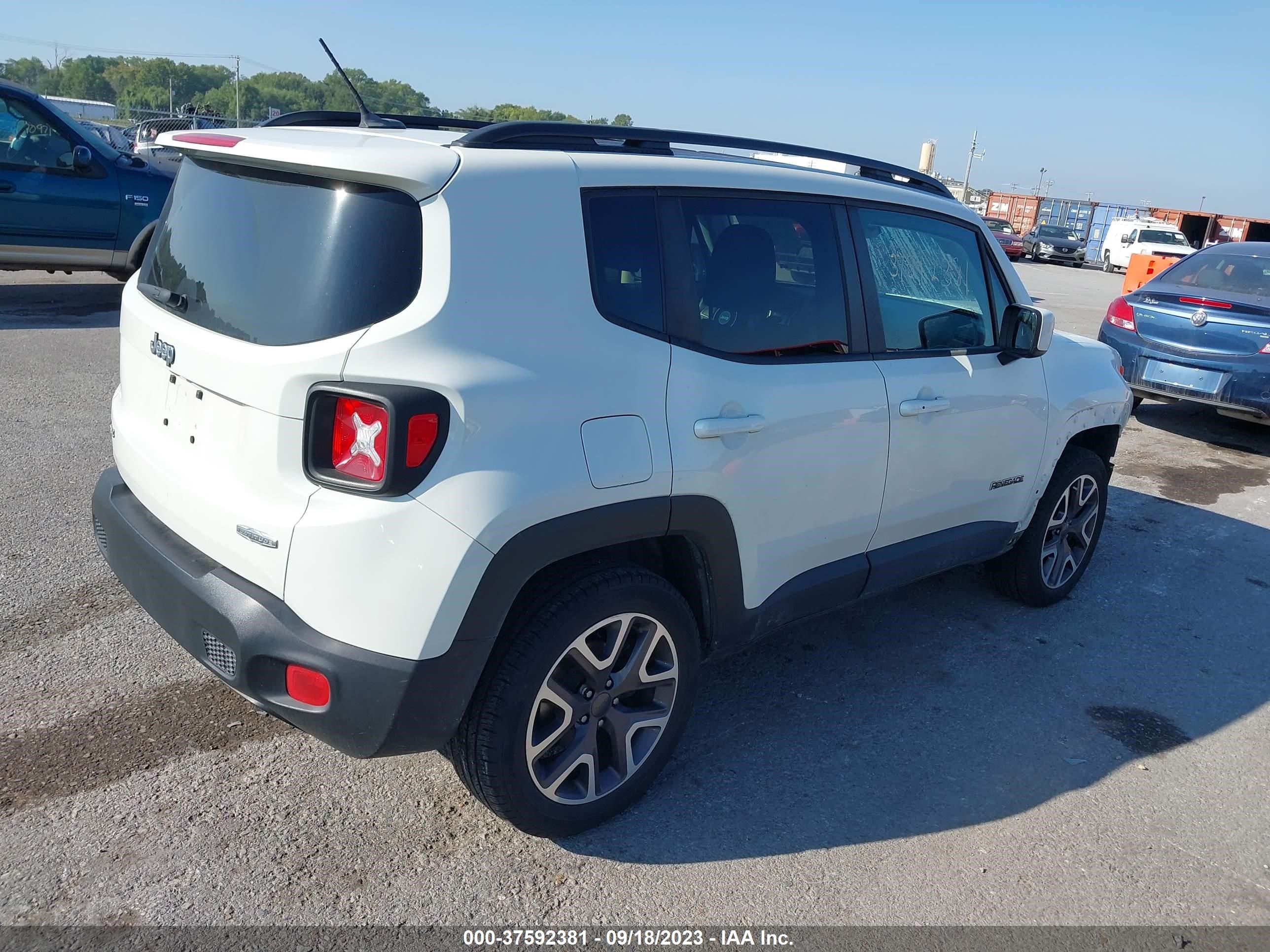 Photo 3 VIN: ZACCJBBTXGPC58432 - JEEP RENEGADE 