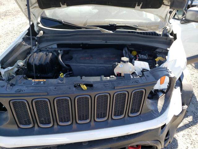 Photo 6 VIN: ZACCJBCB1HPG16105 - JEEP RENEGADE T 