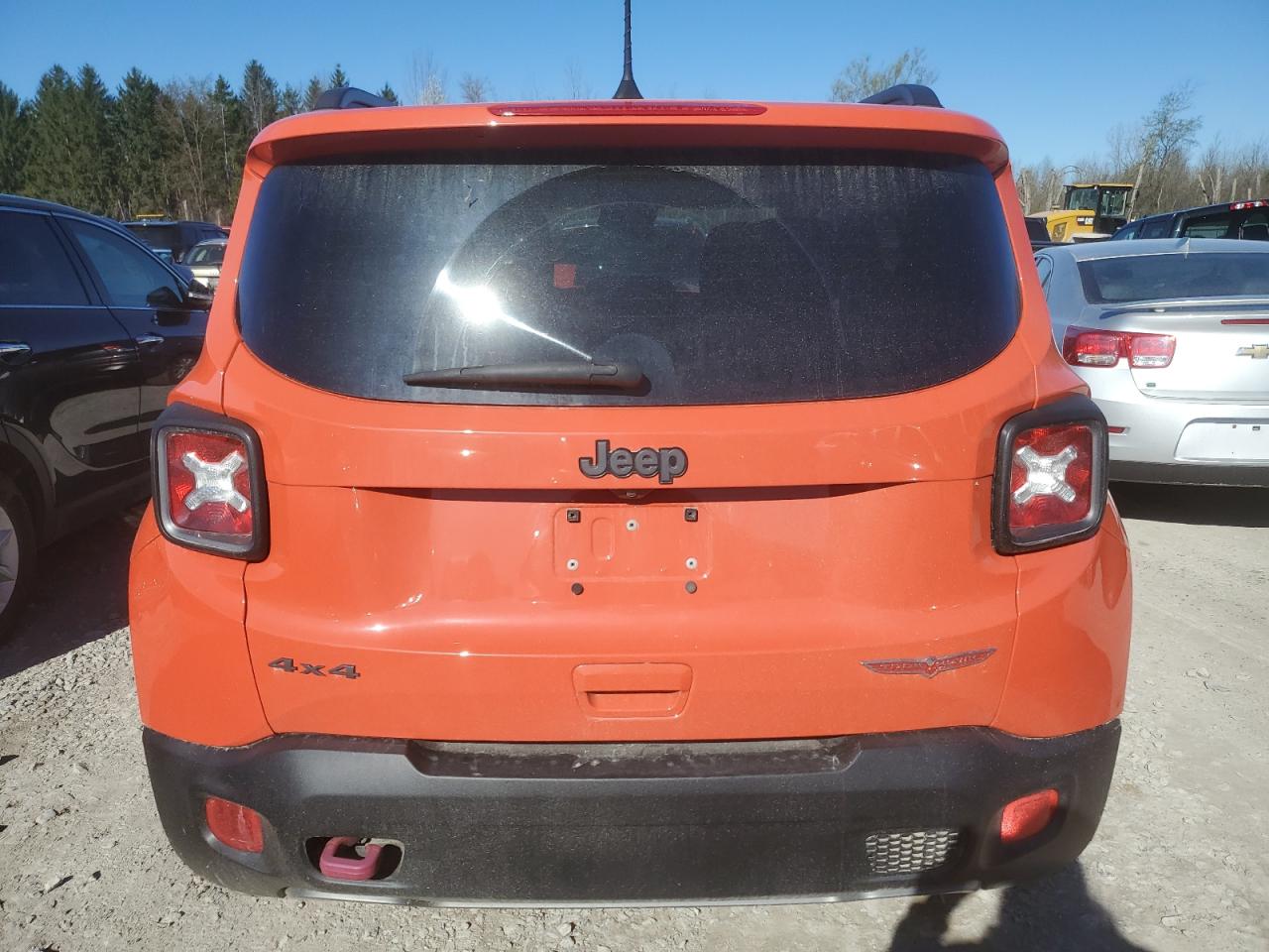 Photo 5 VIN: ZACCJBCB1JPH88818 - JEEP RENEGADE 