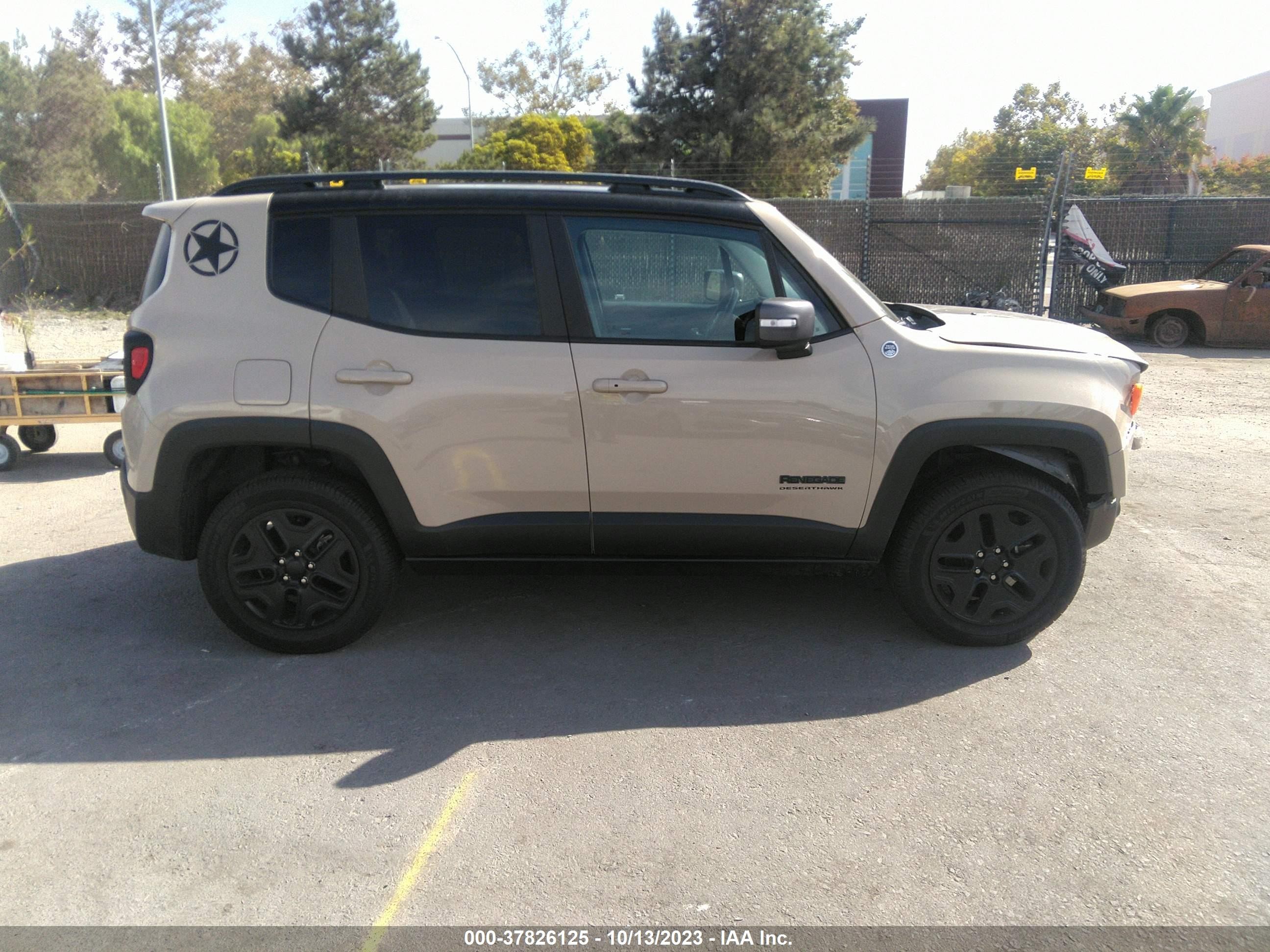 Photo 12 VIN: ZACCJBCB3HPF87657 - JEEP RENEGADE 