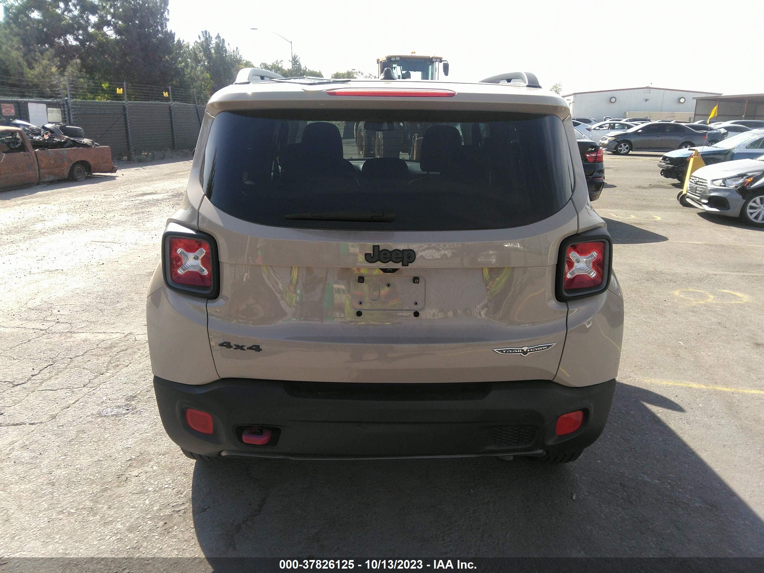 Photo 15 VIN: ZACCJBCB3HPF87657 - JEEP RENEGADE 