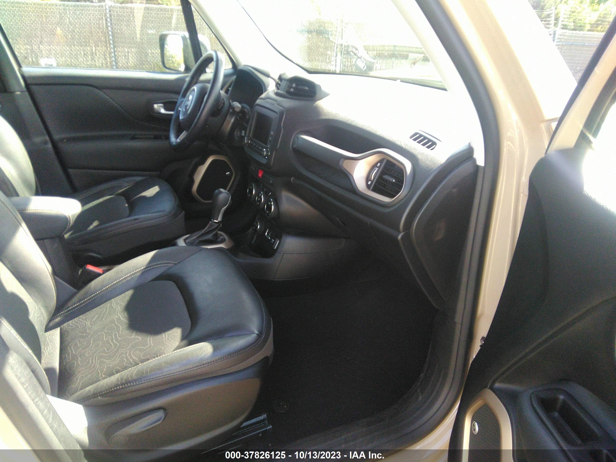 Photo 4 VIN: ZACCJBCB3HPF87657 - JEEP RENEGADE 