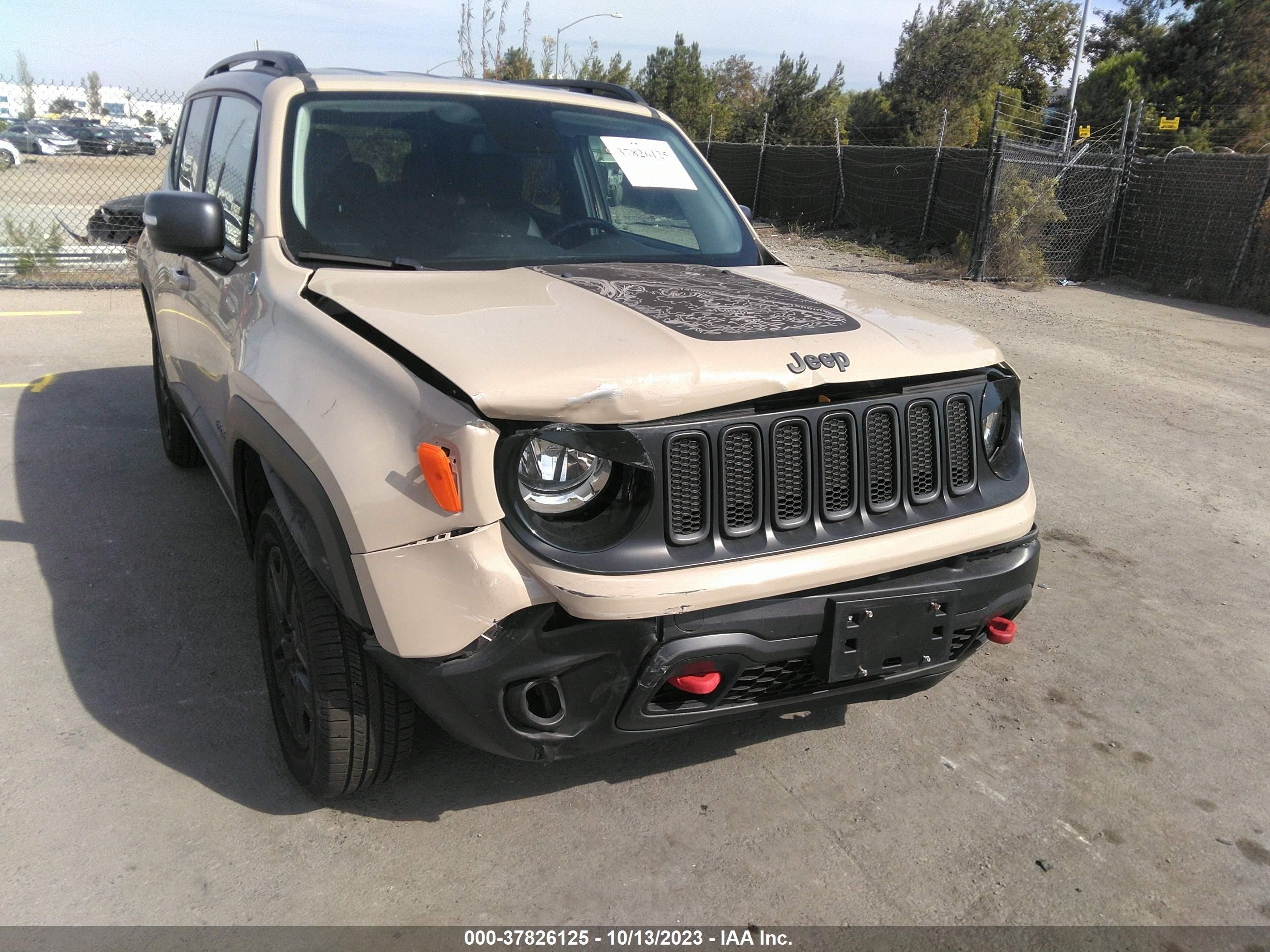 Photo 5 VIN: ZACCJBCB3HPF87657 - JEEP RENEGADE 