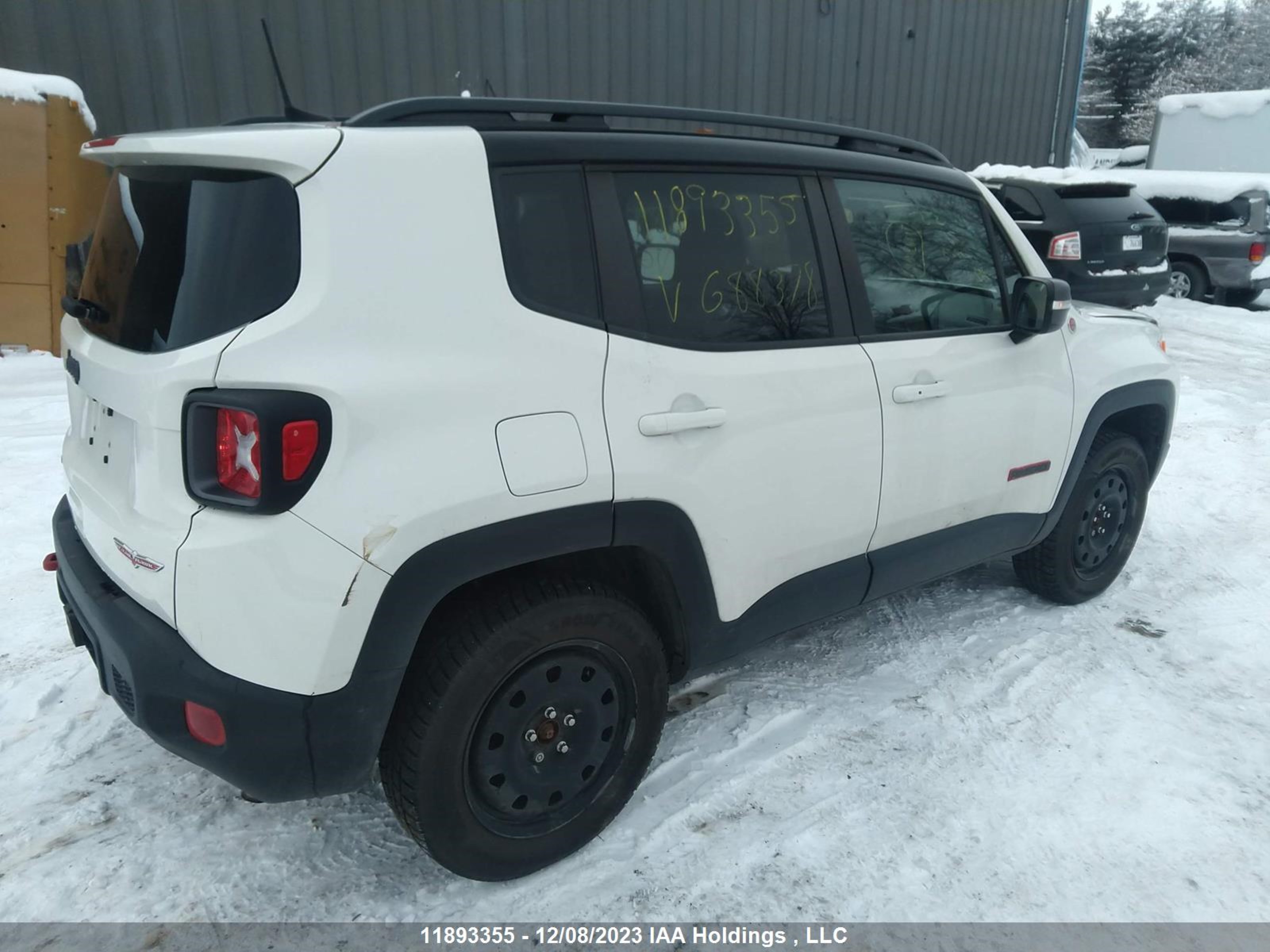 Photo 3 VIN: ZACCJBCB3JPG88378 - JEEP RENEGADE 