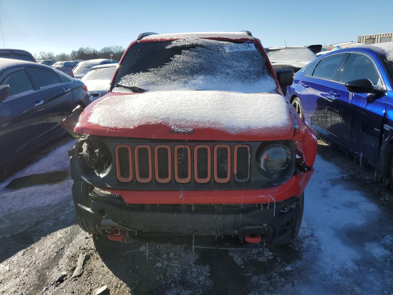 Photo 4 VIN: ZACCJBCB3JPH20228 - JEEP RENEGADE 