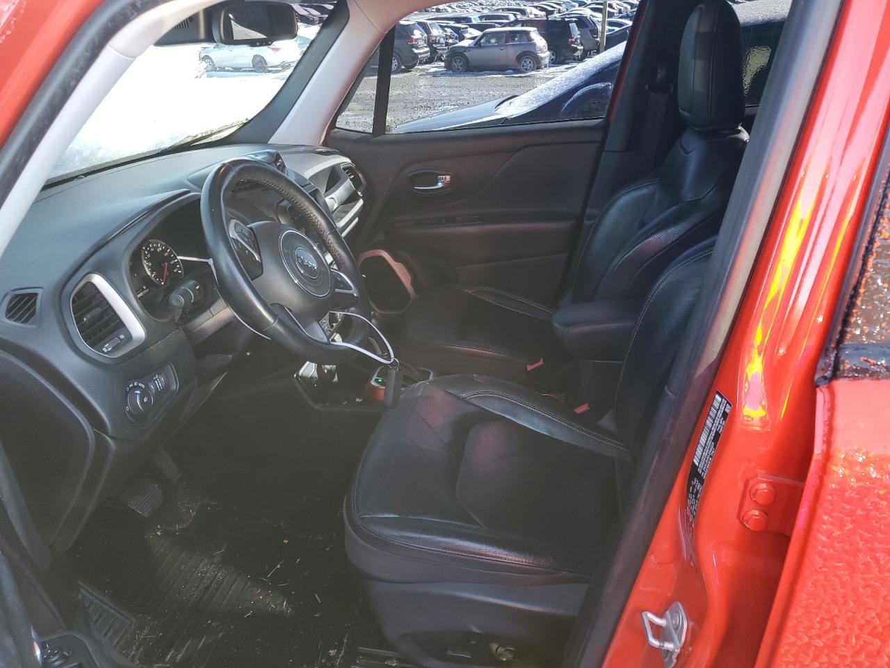 Photo 6 VIN: ZACCJBCB3JPH20228 - JEEP RENEGADE 