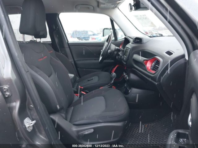 Photo 4 VIN: ZACCJBCB4HPE86417 - JEEP RENEGADE 