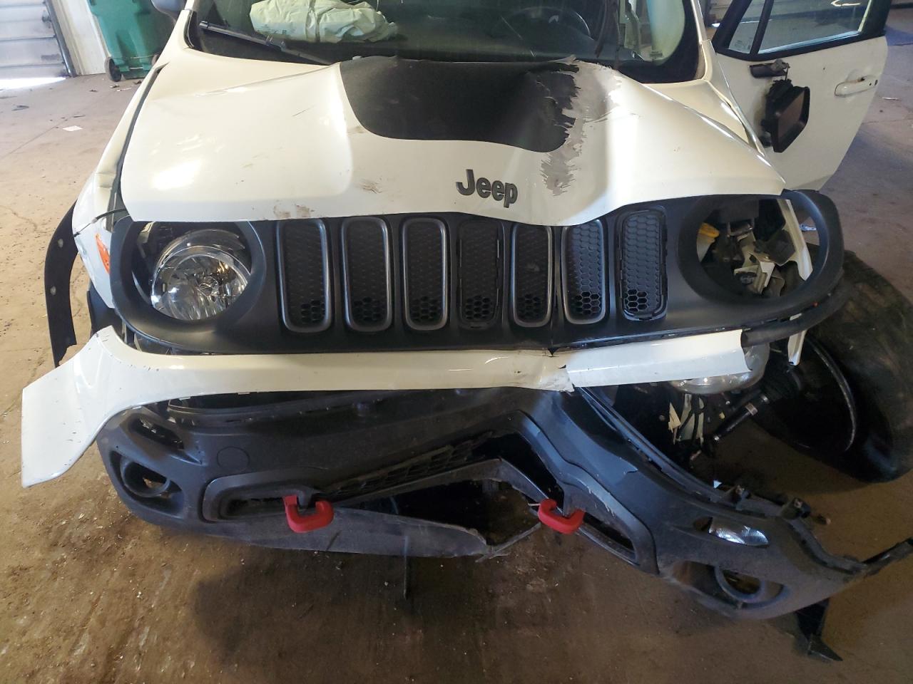 Photo 10 VIN: ZACCJBCB6HPF40557 - JEEP RENEGADE 