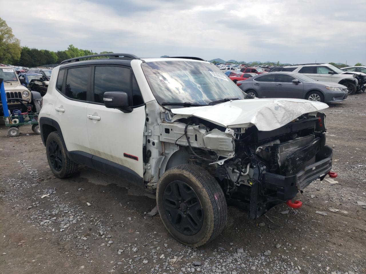 Photo 3 VIN: ZACCJBCB6JPH20675 - JEEP RENEGADE 